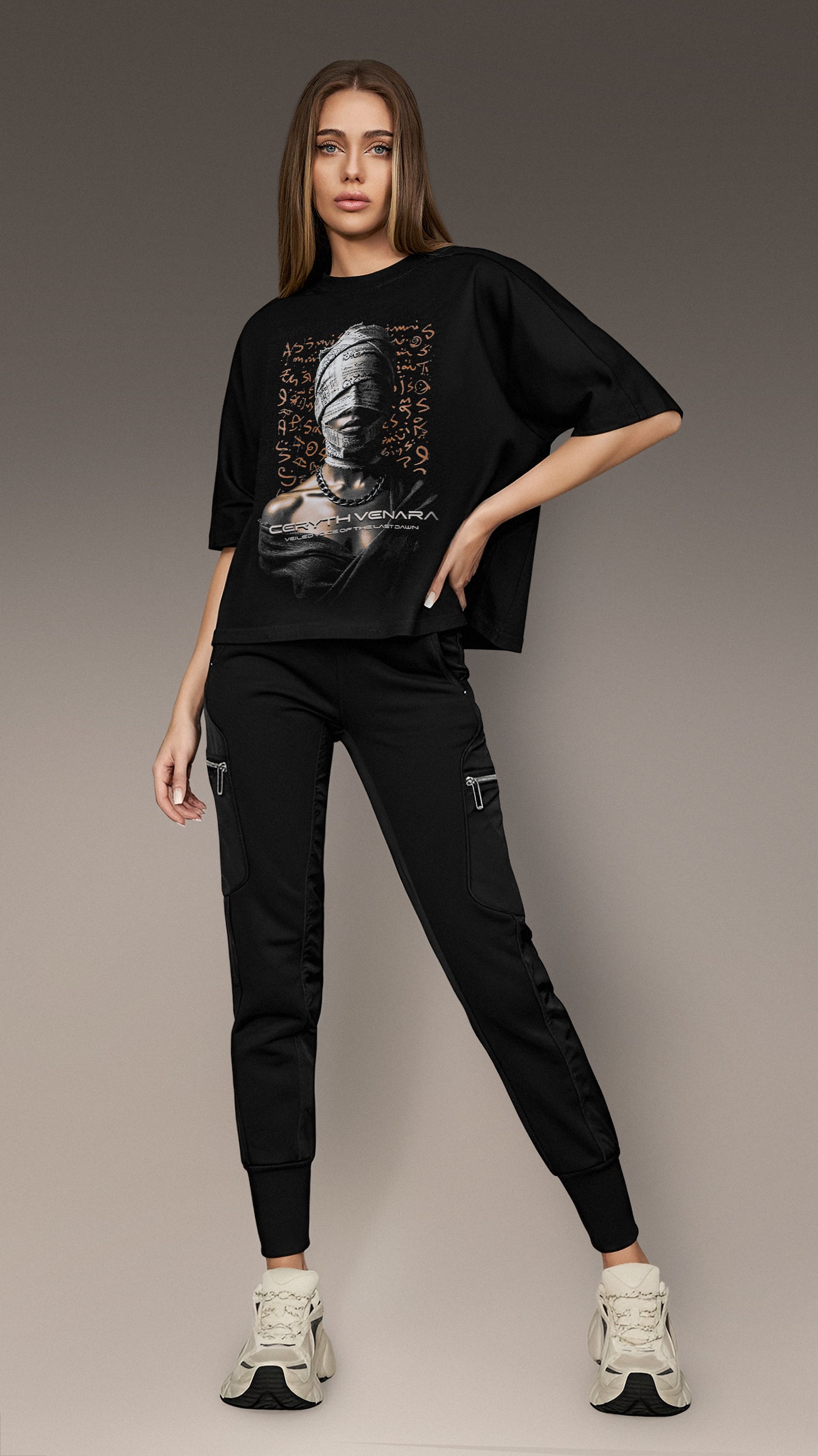 “CERYTH VENARA” T-Shirt - T26596