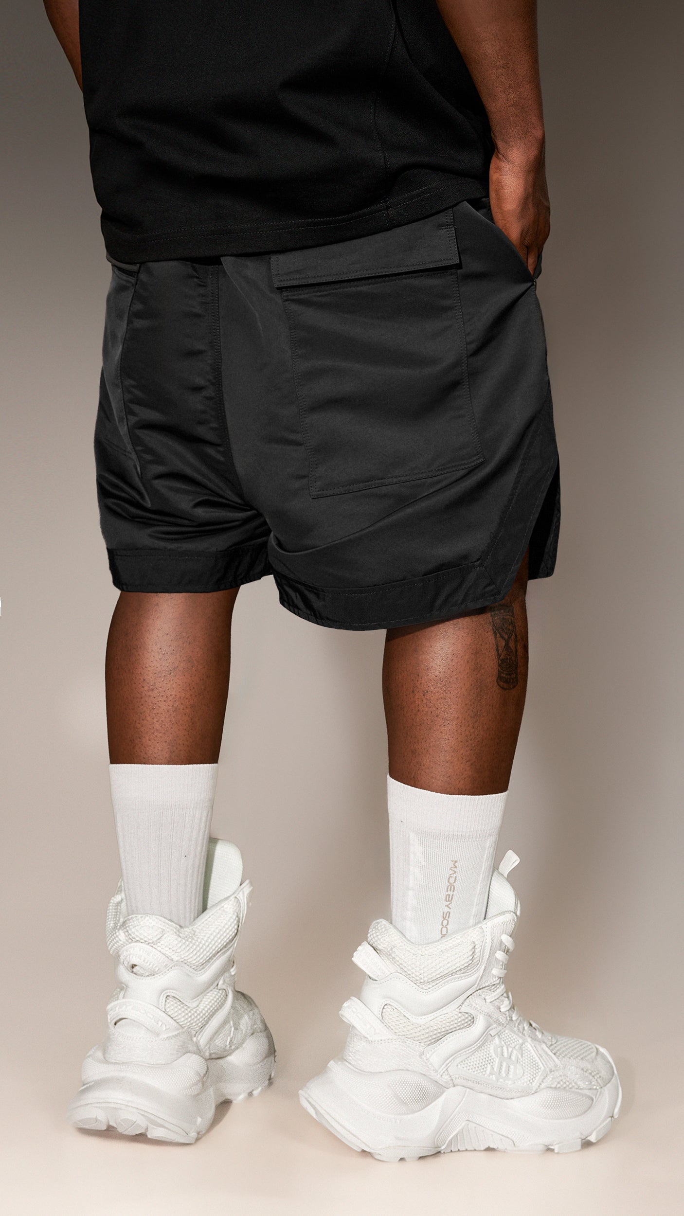 "Made by Society" Bermudas – B16225