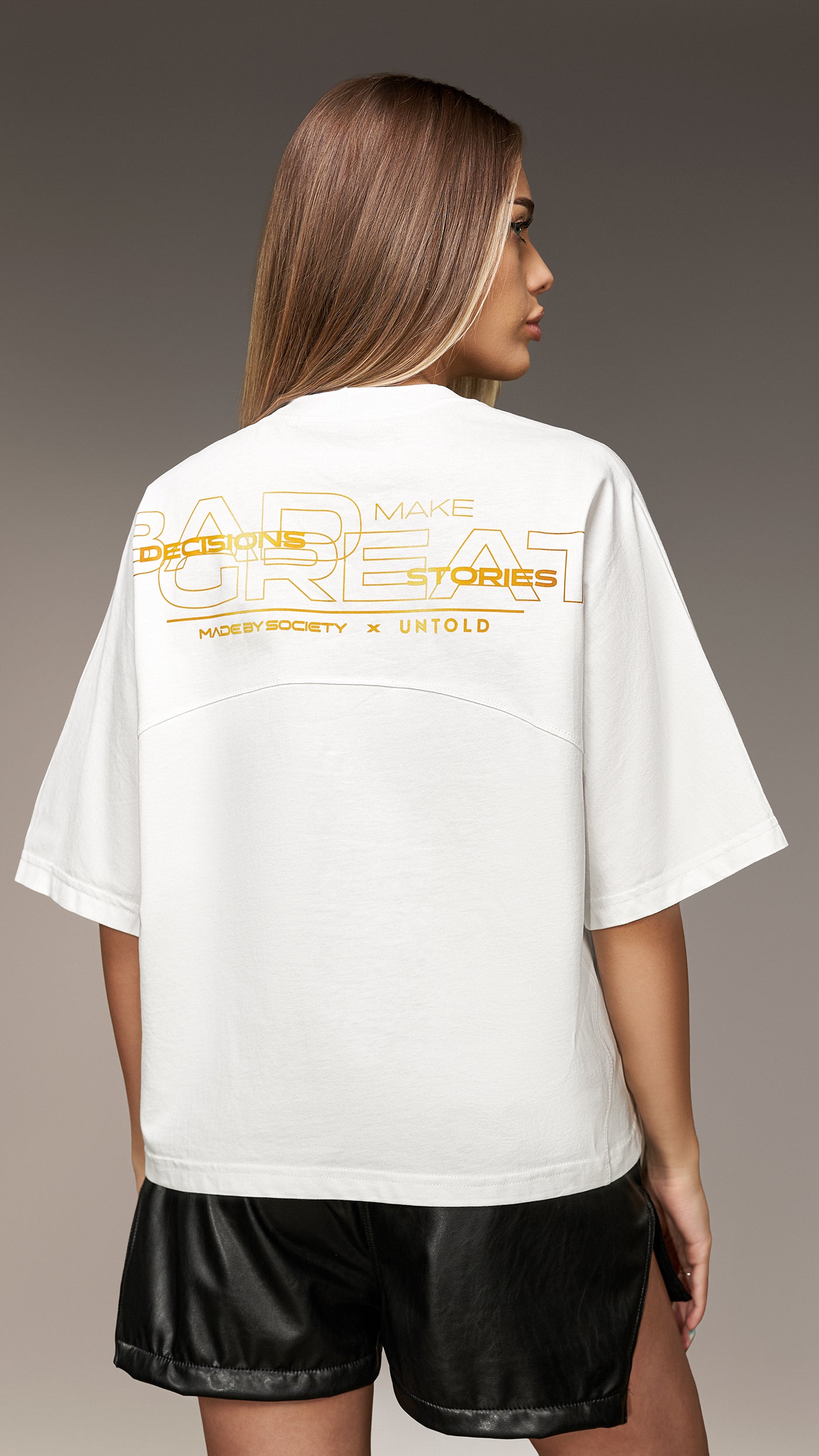 WOMEN'S T-SHIRT UNTOLD X MBS 06 - T26689