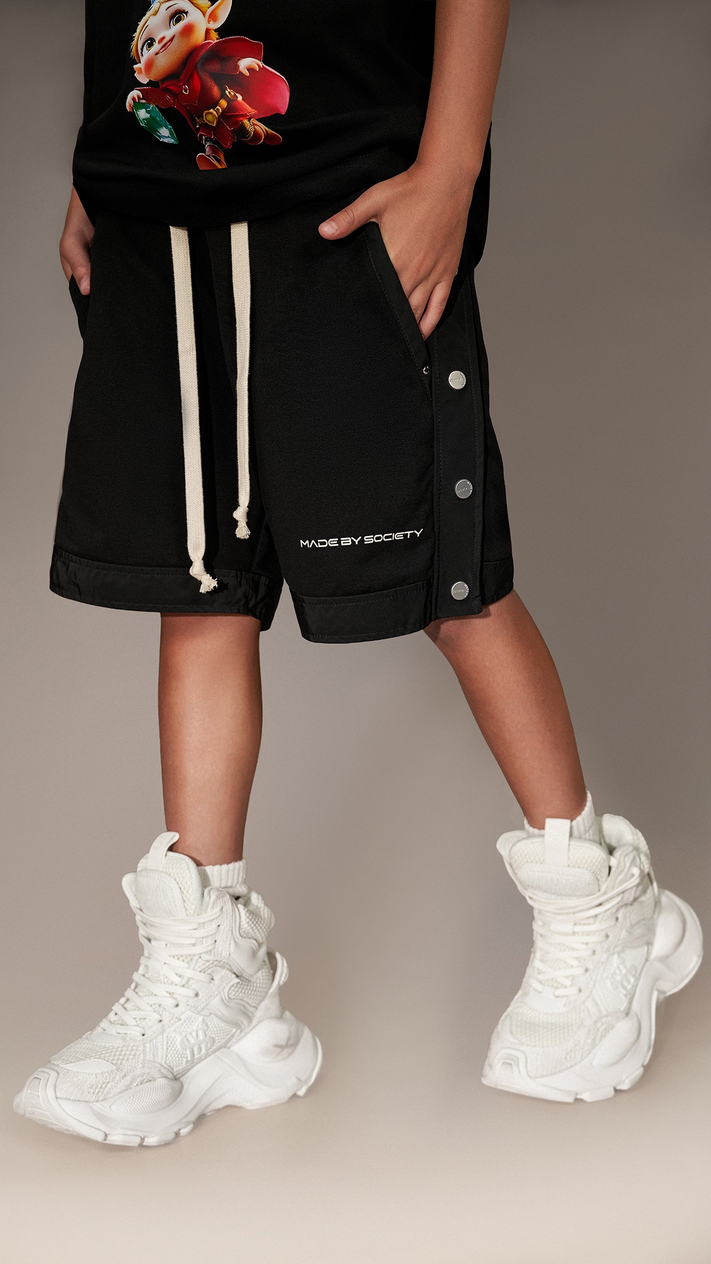 Bermuda Shorts with Snaps - B36250