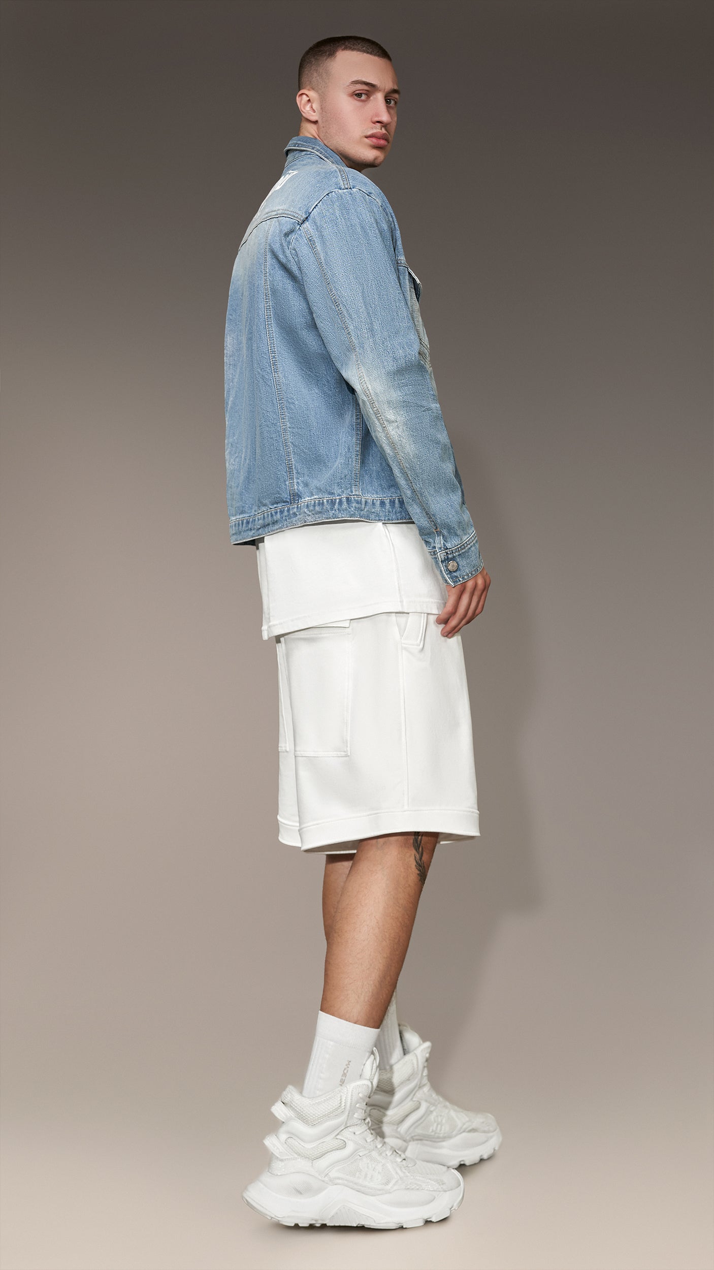 Light denim jacket - J13281