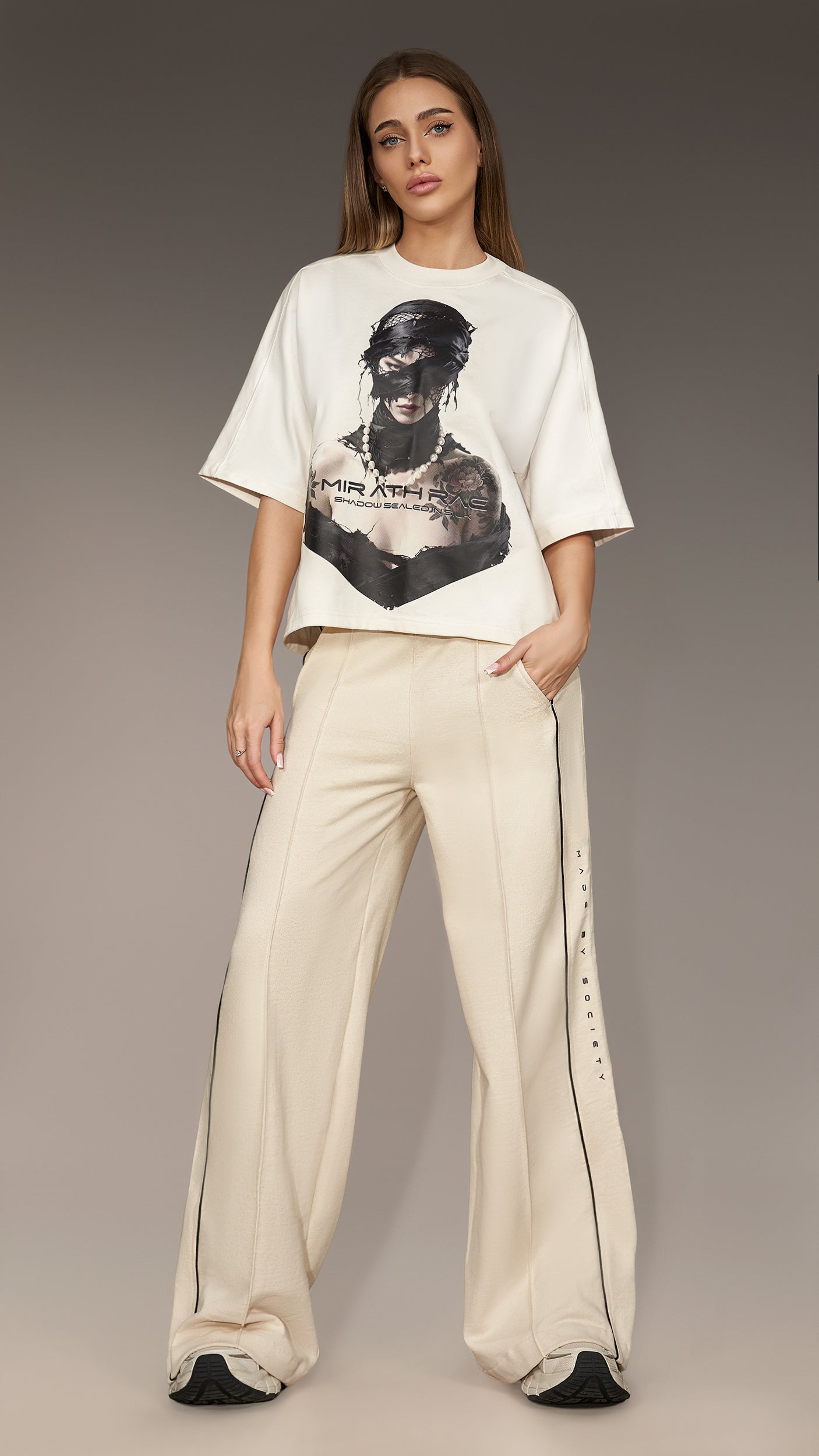 "MIRATHRAE" T-Shirt - T26803