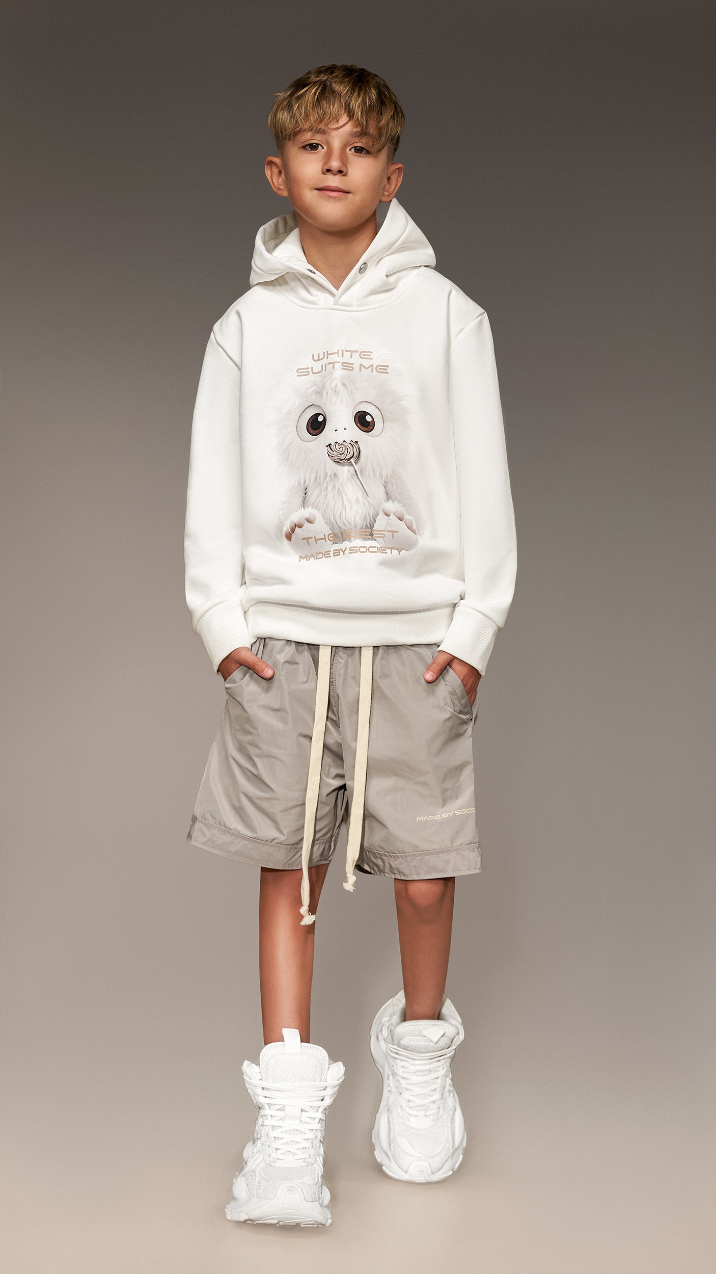 Hoodie "WHITE SUITS ME - THE BEST" - H35947