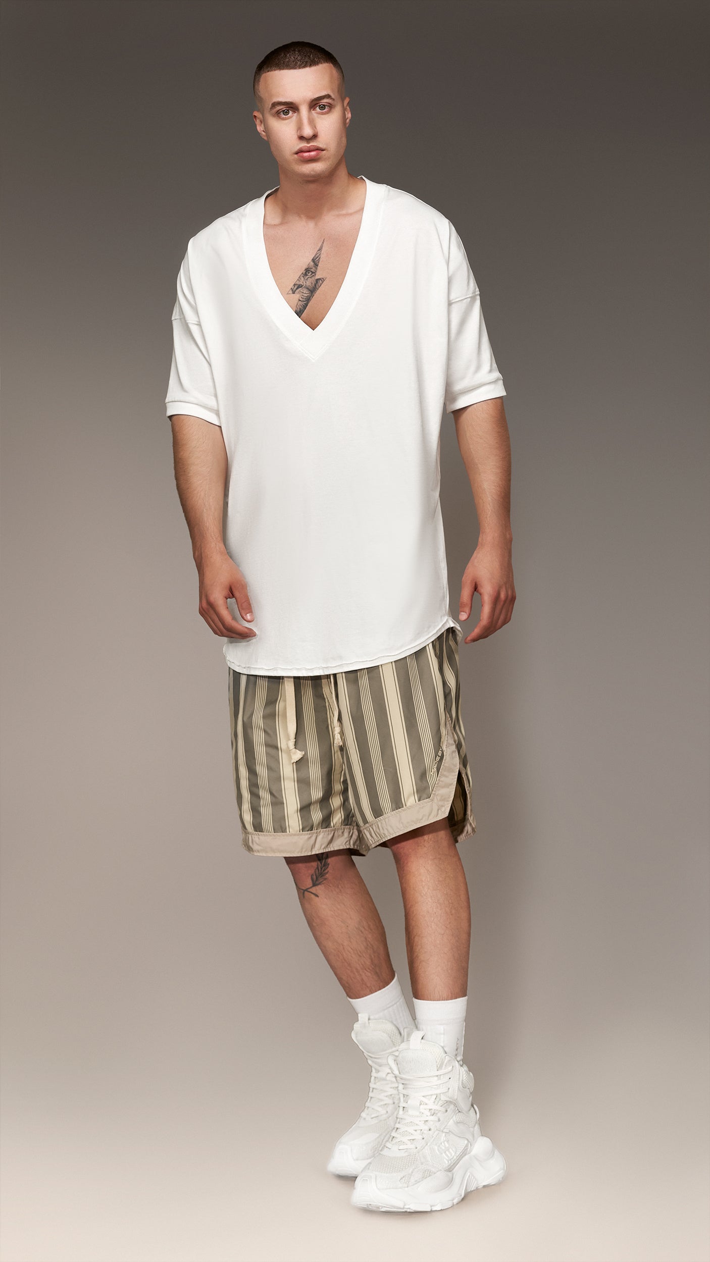 V-Neck T-Shirt - T15809