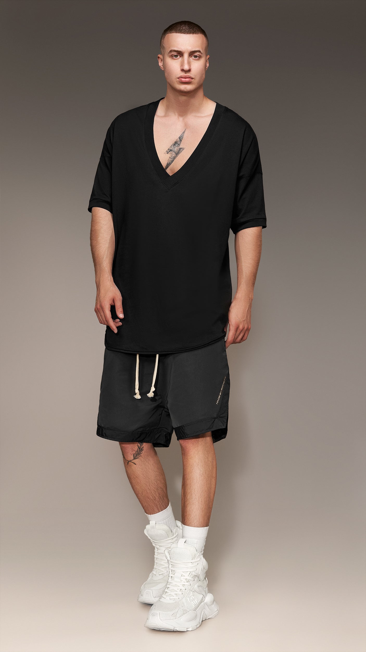 Tricou cu decolteu - T15808