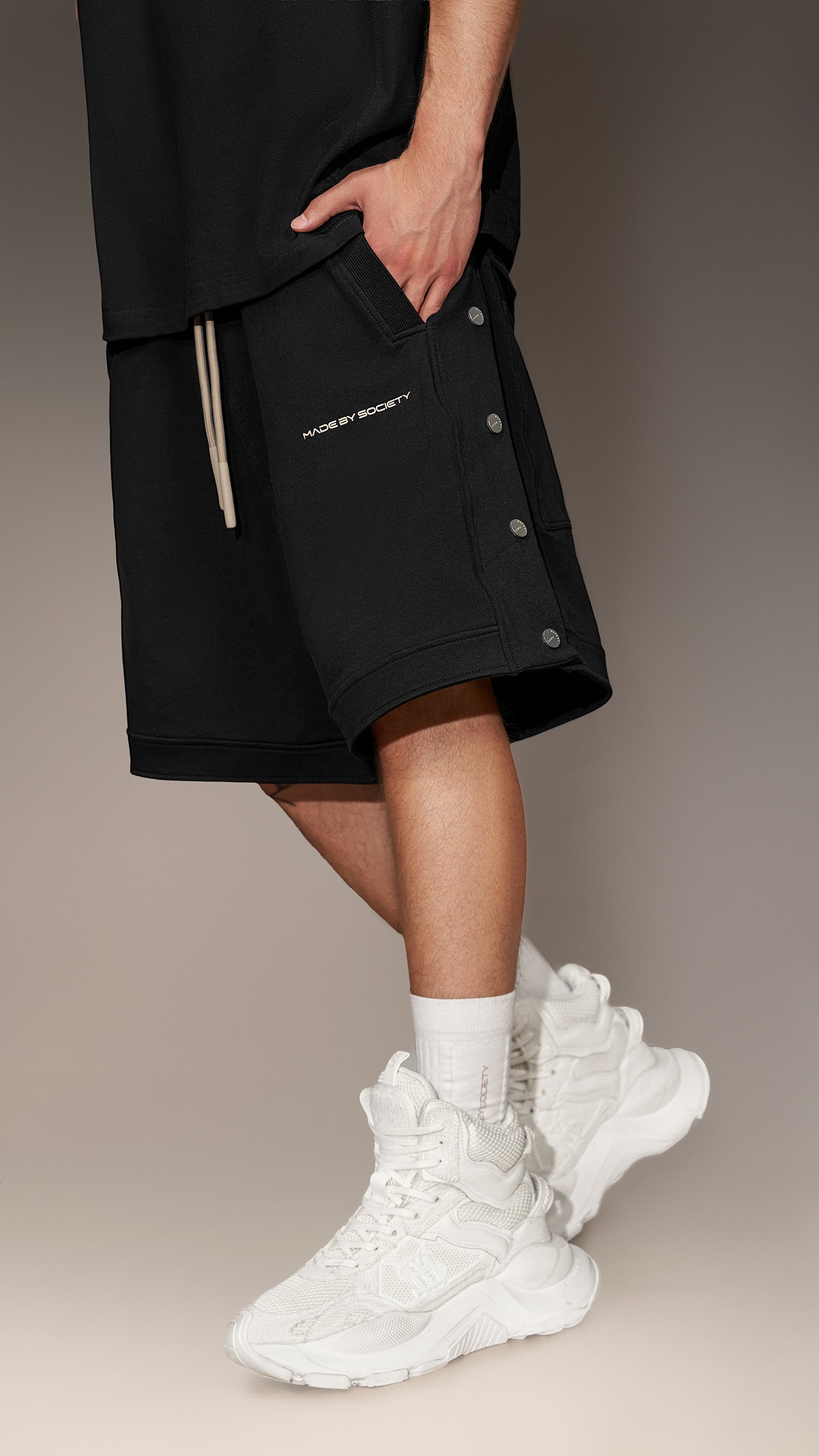 Shorts with Snaps - B16480