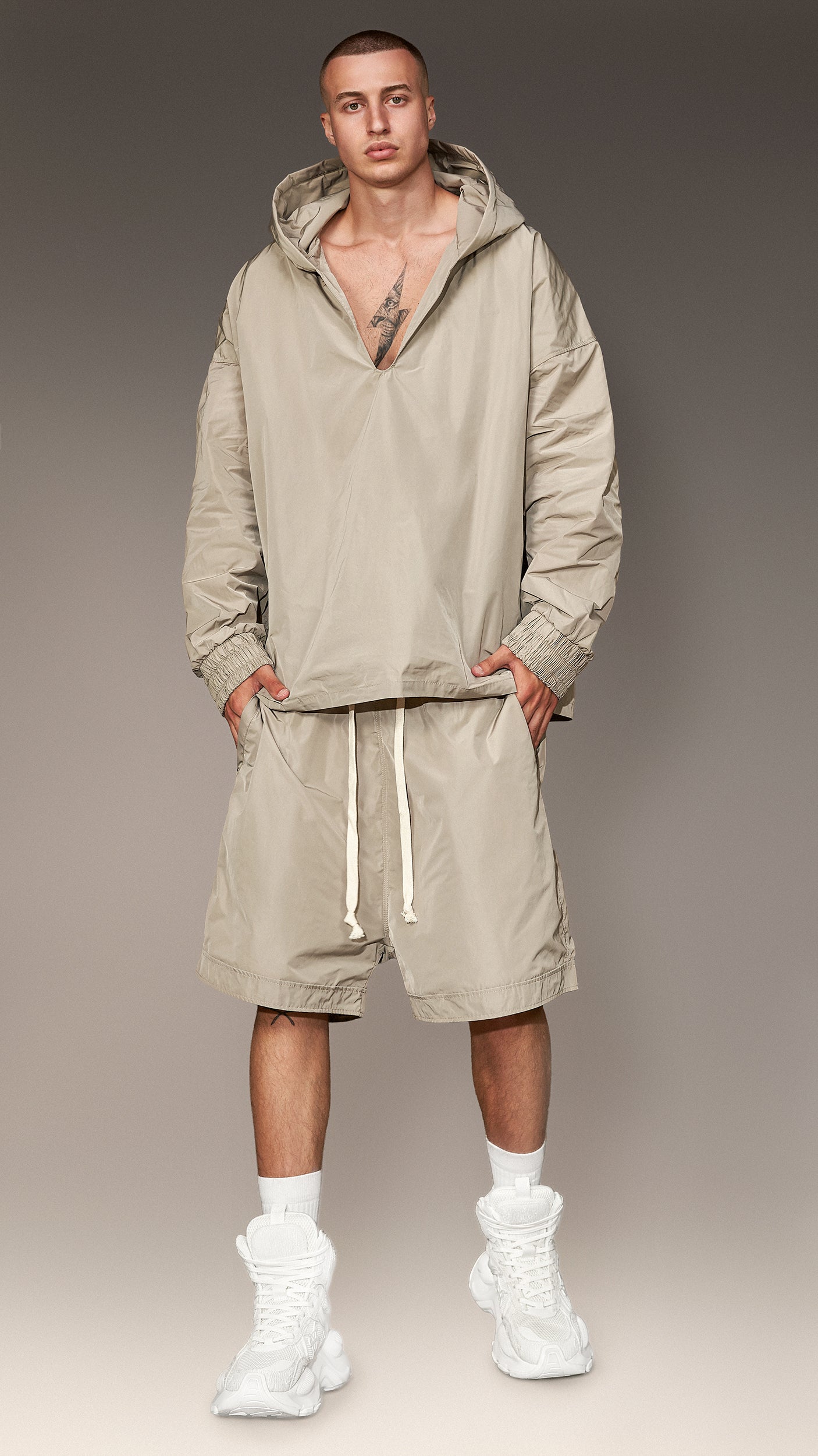 Hanorac cu decolteu - H16475