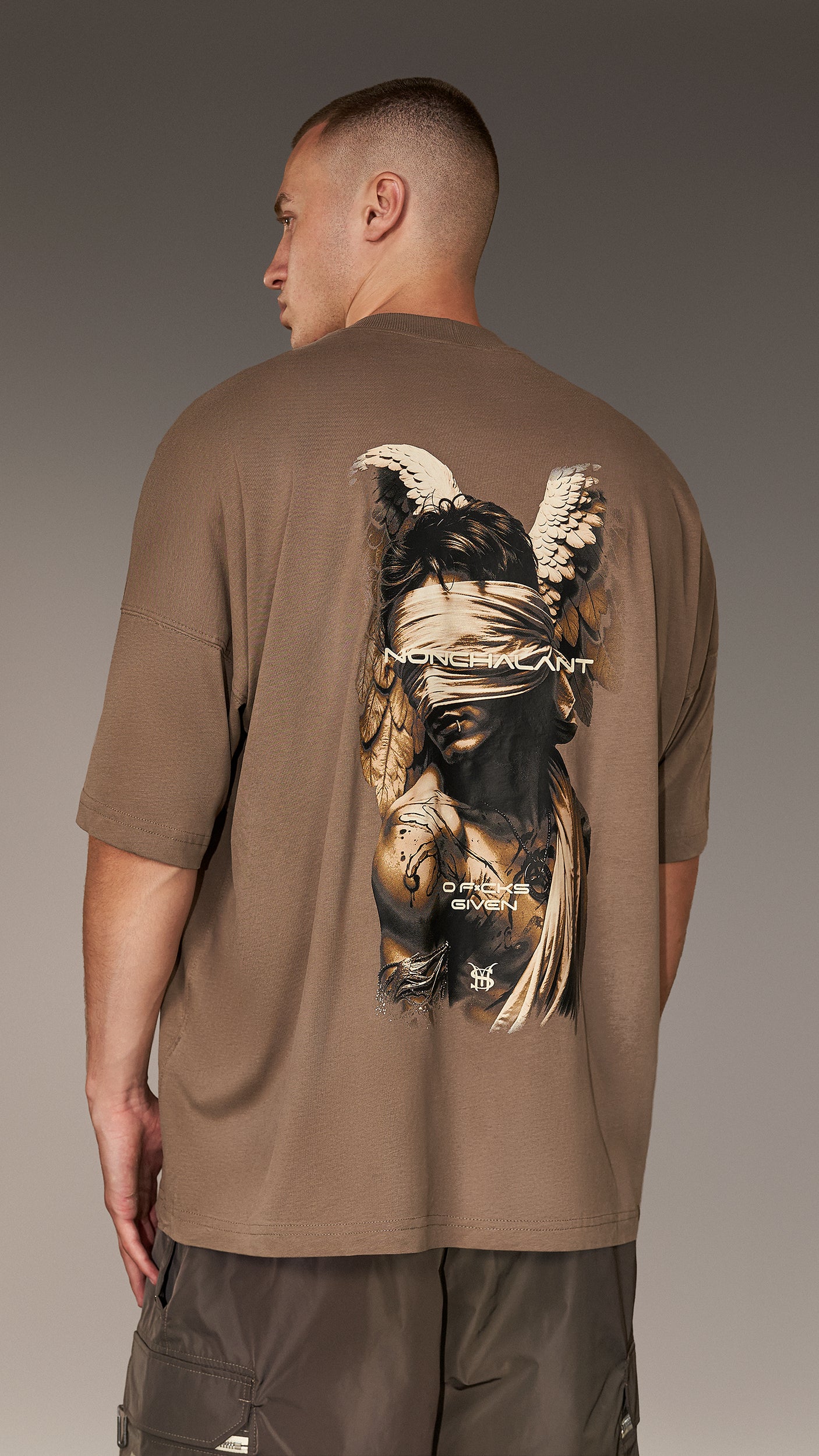 "Nonchalant" T-Shirt - T16485