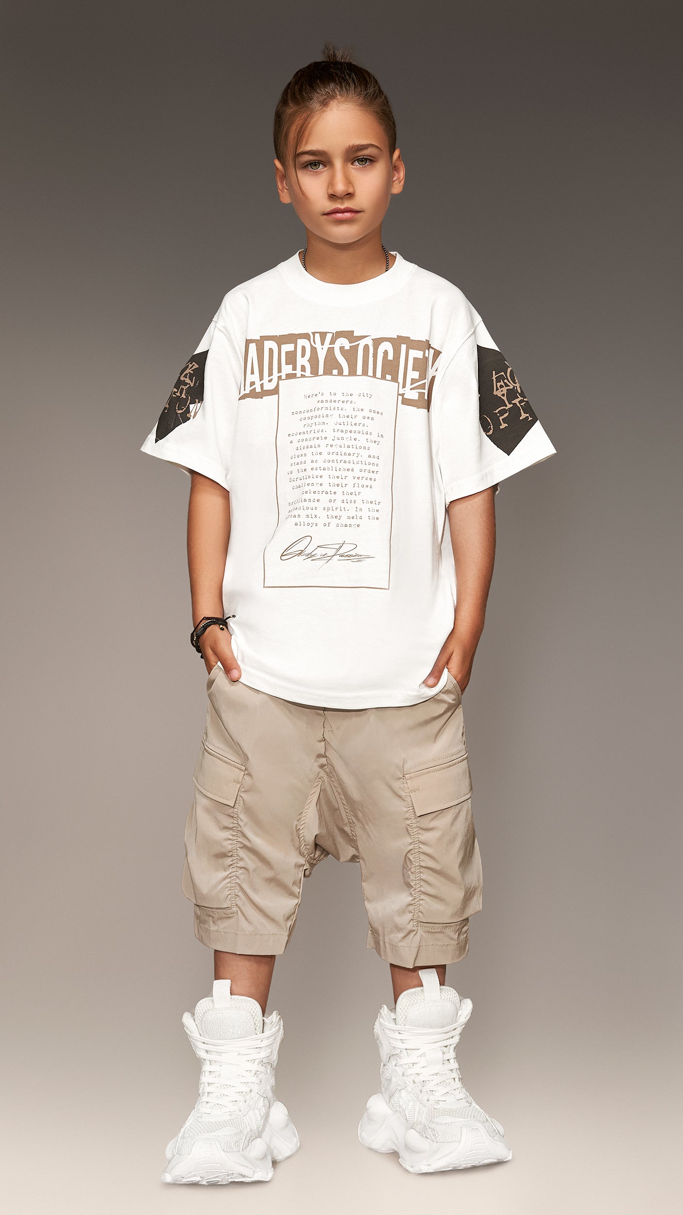 Loose Cargo Shorts - B35378
