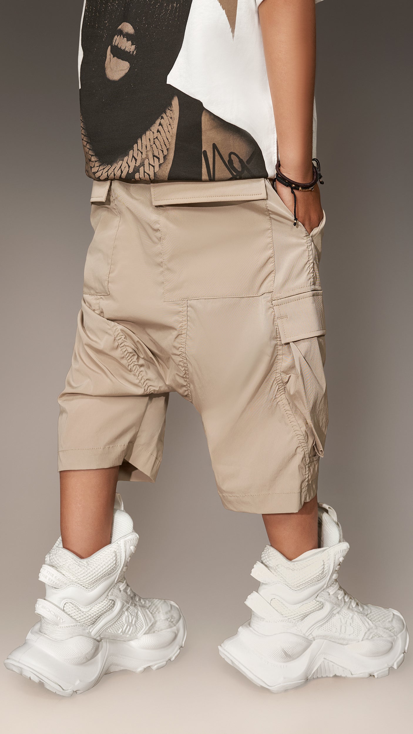 Loose Cargo Shorts - B35378