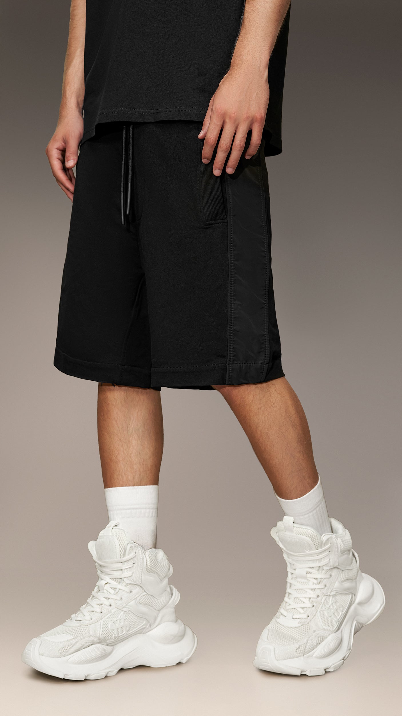 BRANDED BAND SHORTS - B15478