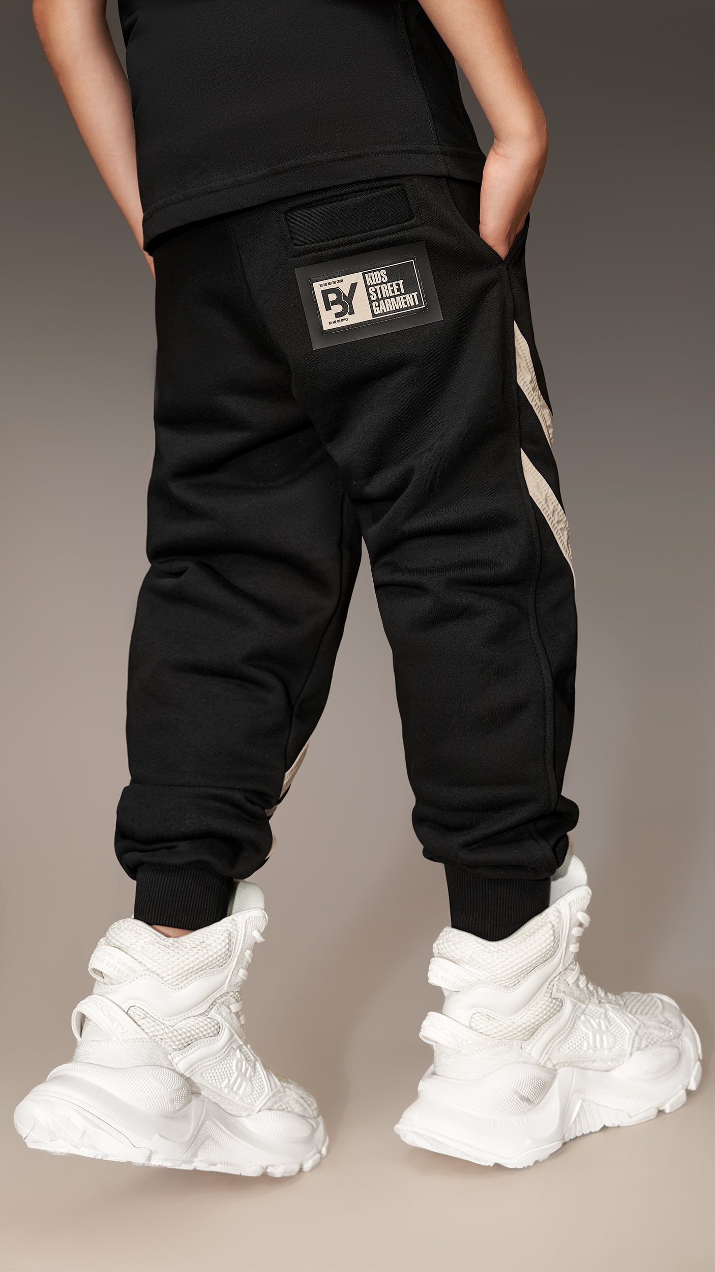 Pantaloni joggers - P35215