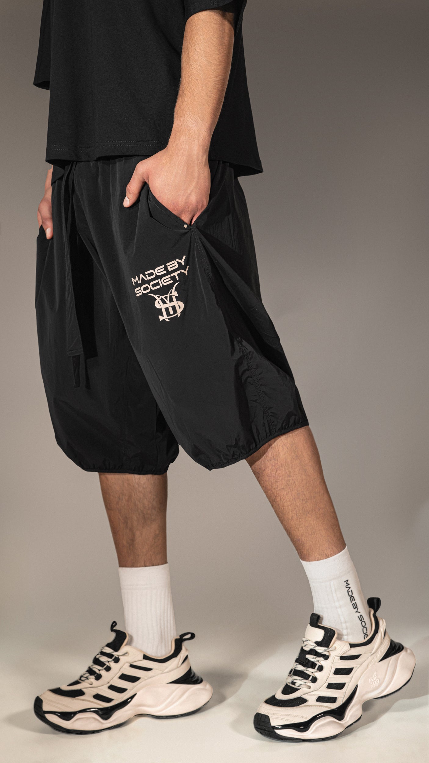 Bermude „Made by Society” - B15606