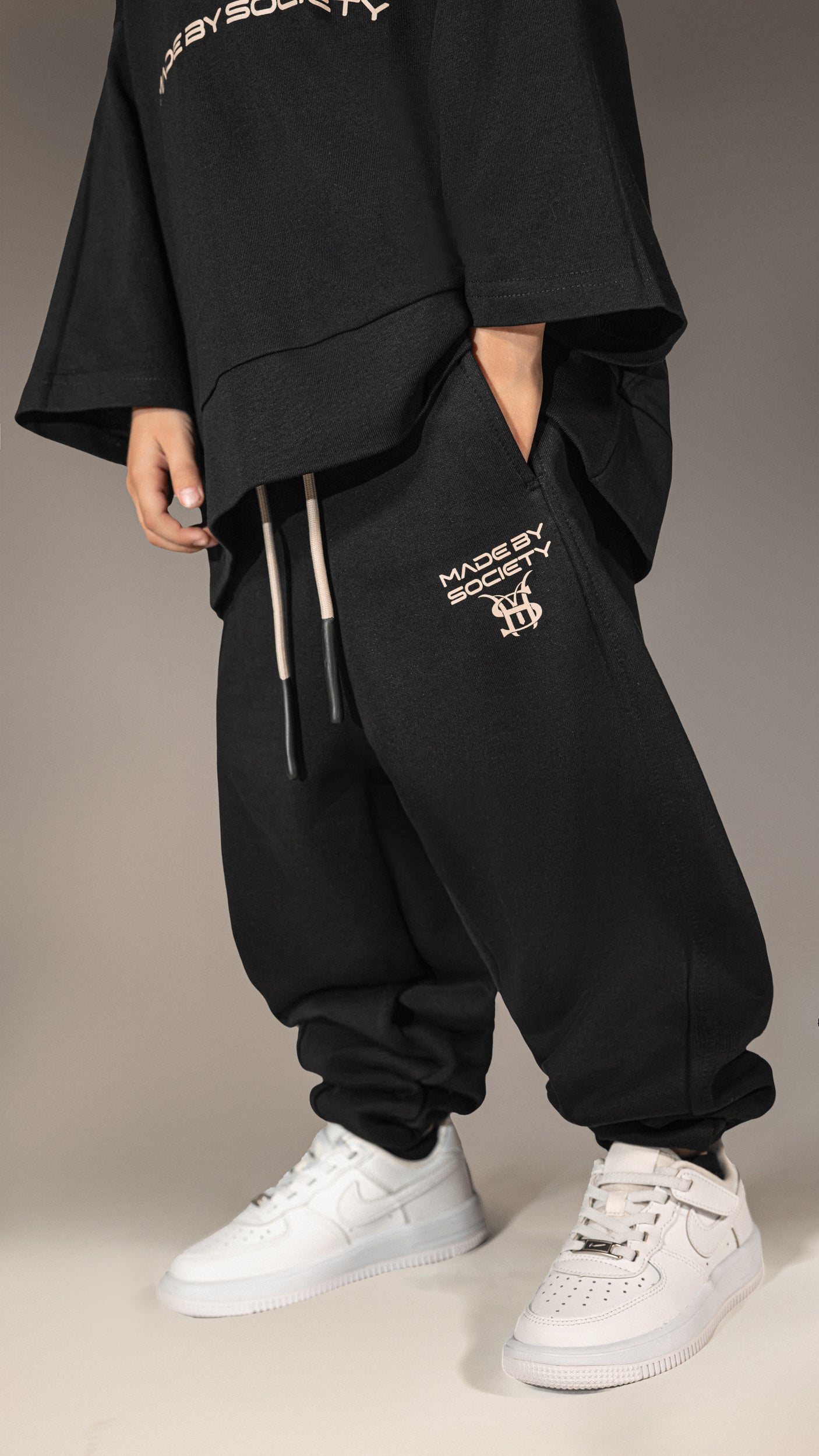 Pantaloni  "Made by Society" - P35677