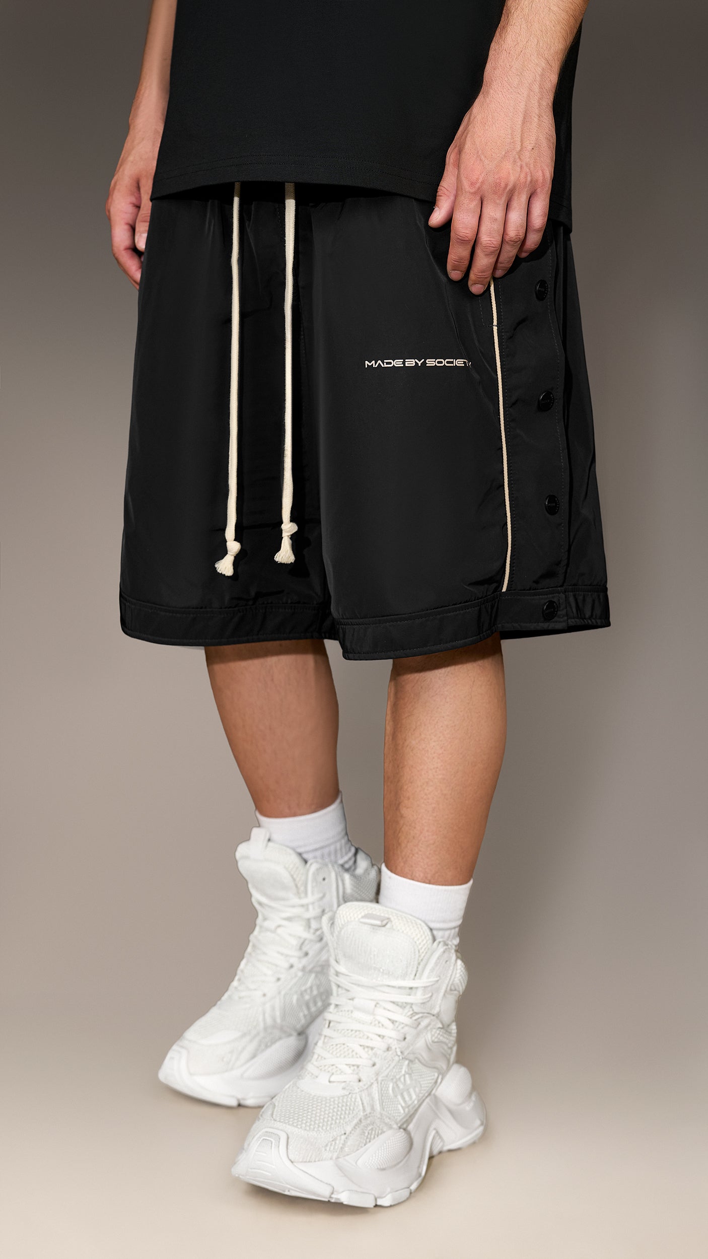 Bermuda Shorts IRON-CUT - B17412