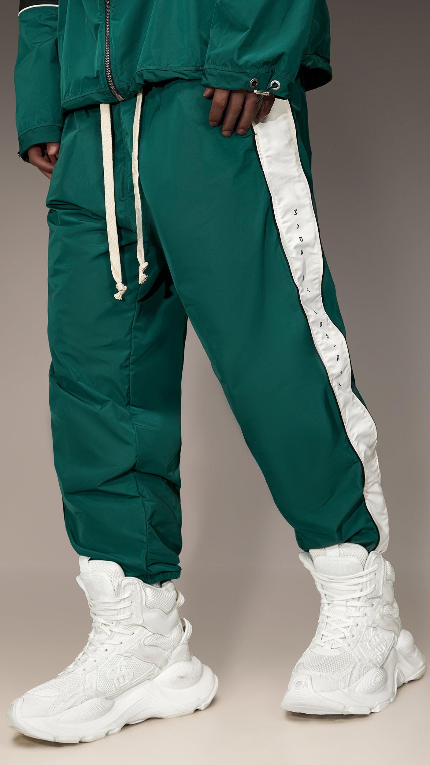 Glacier Side Joggers Pants