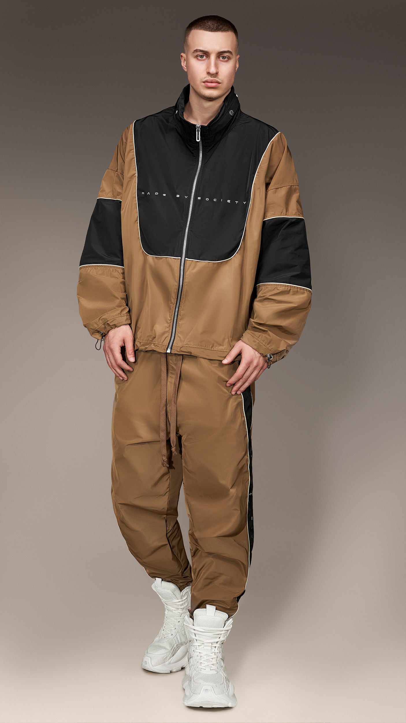 Hanorac Heritage Modern