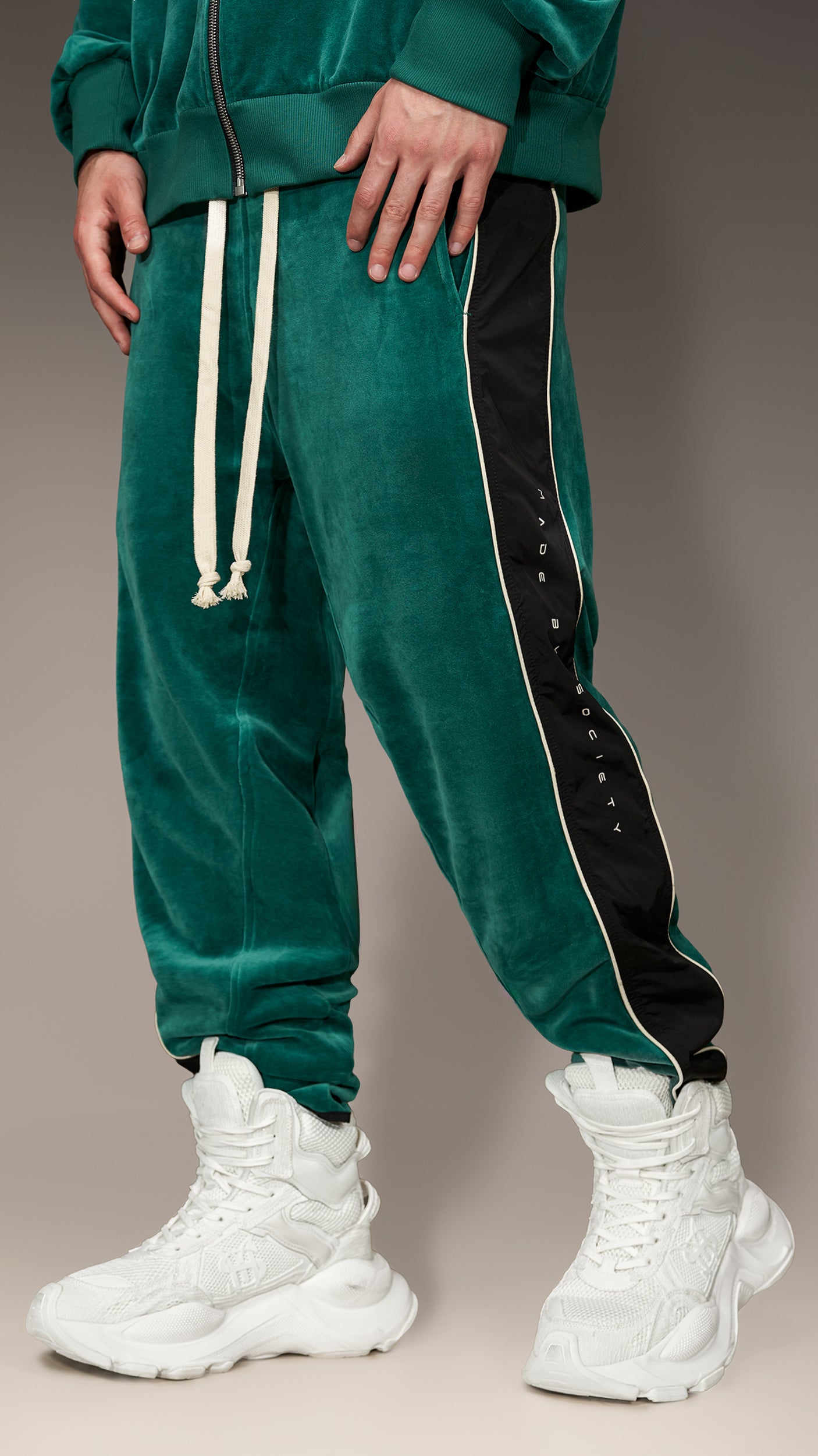 Pantaloni Velvet Peak