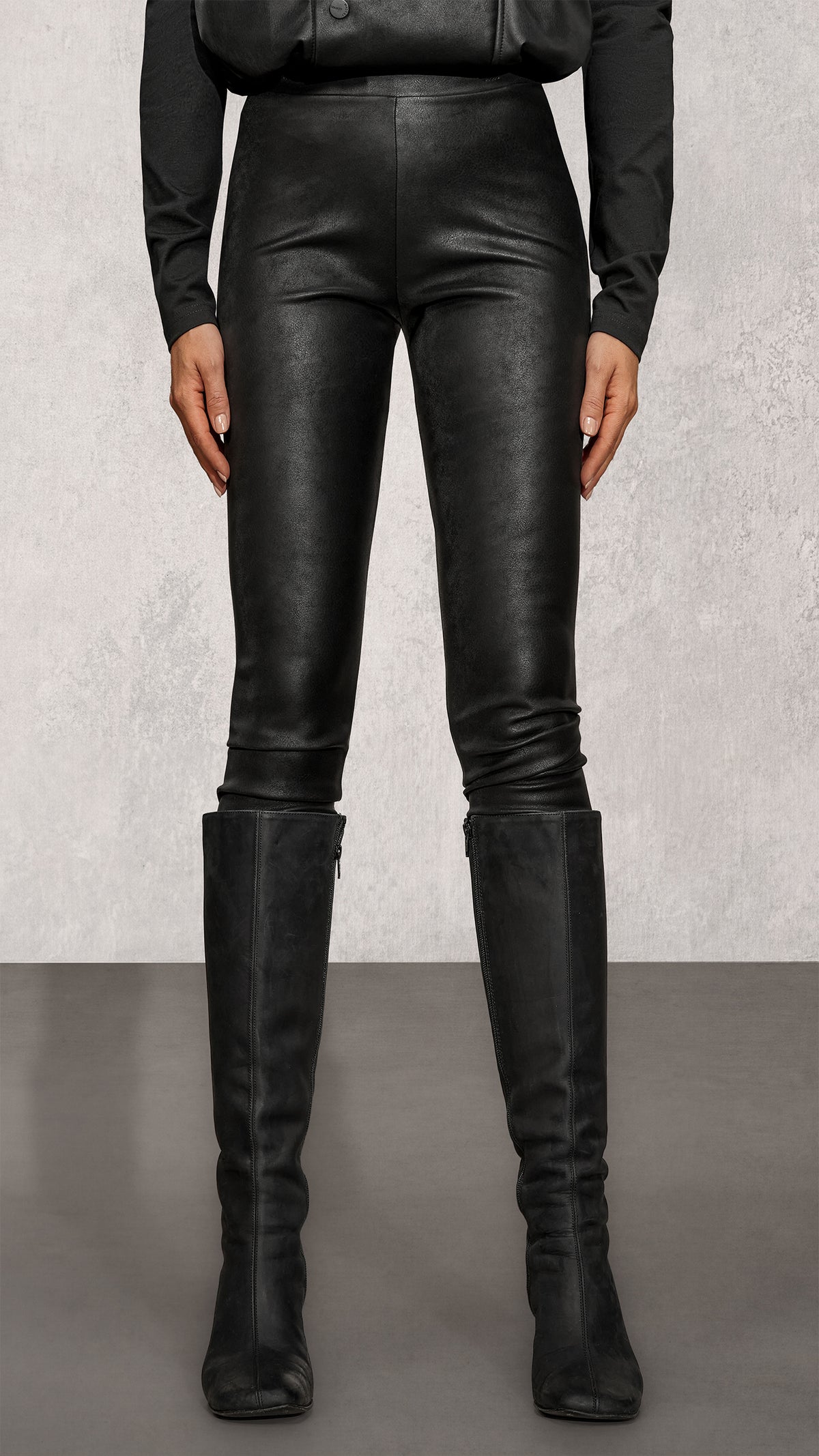 SATIN NOIR Pants - P27557