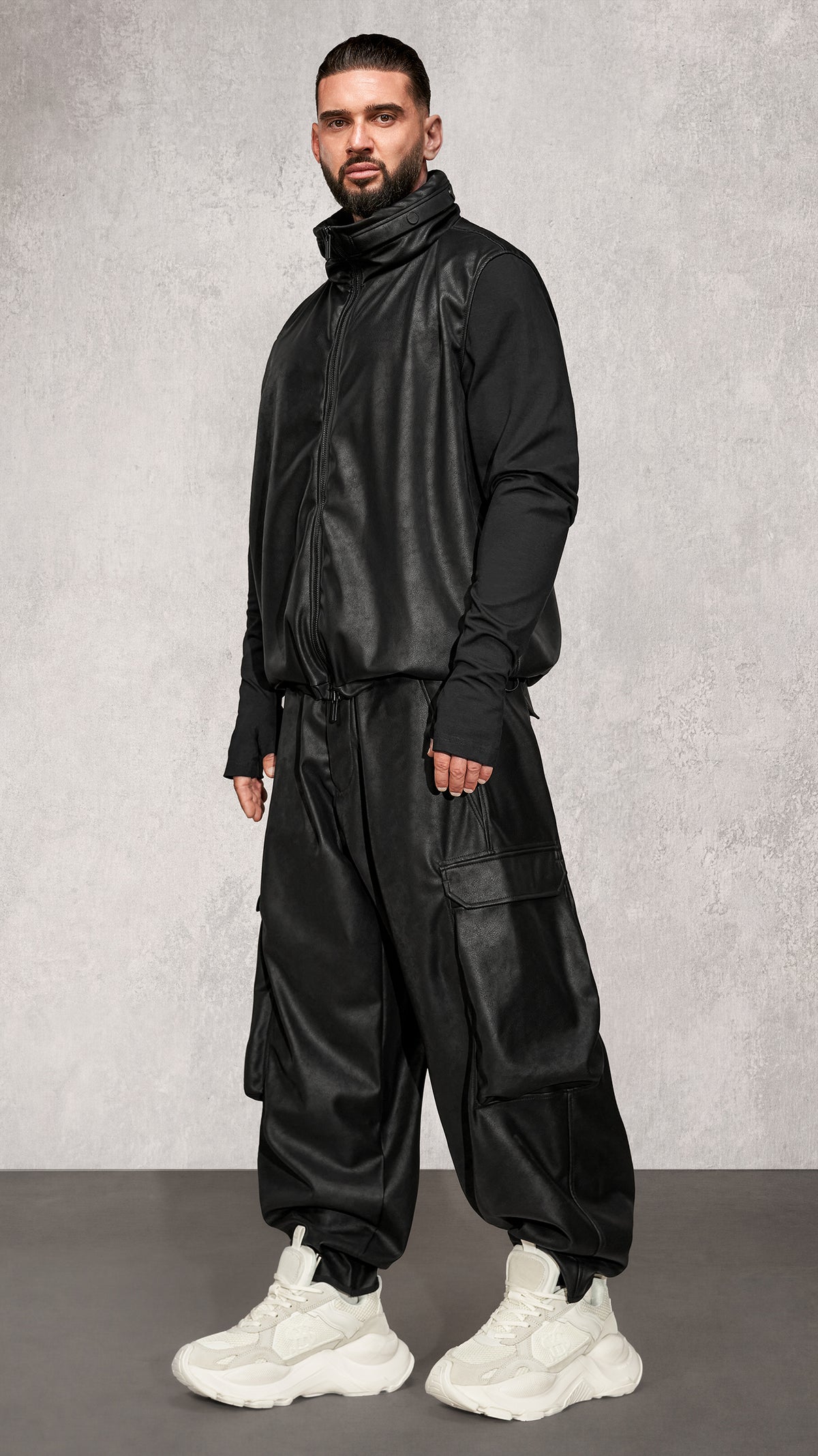 Noir Ascend Hoodie - H17815