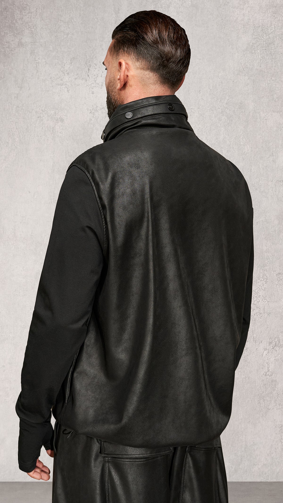 Noir Ascend Hoodie - H17815