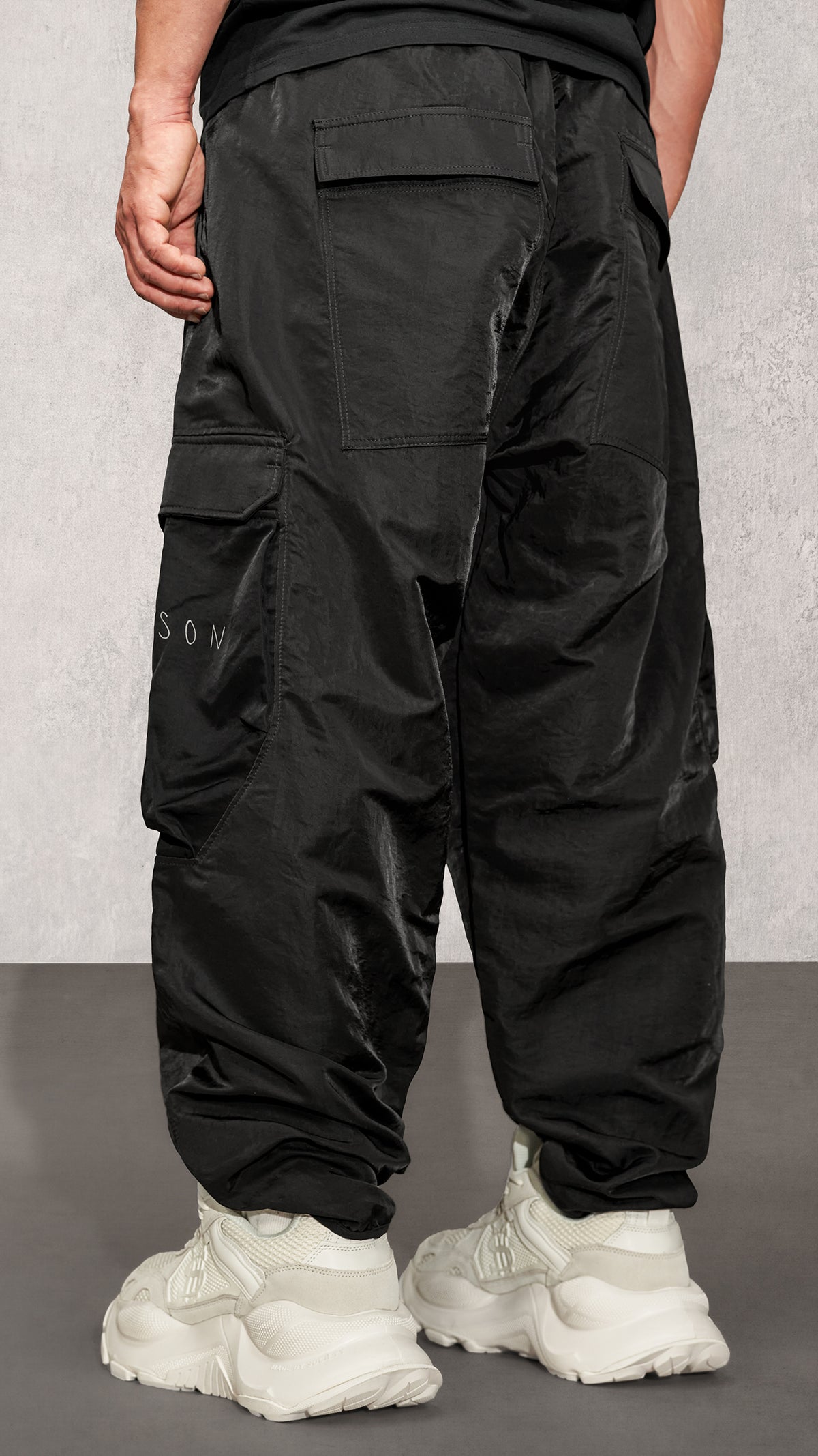 LOW Pants - P17746