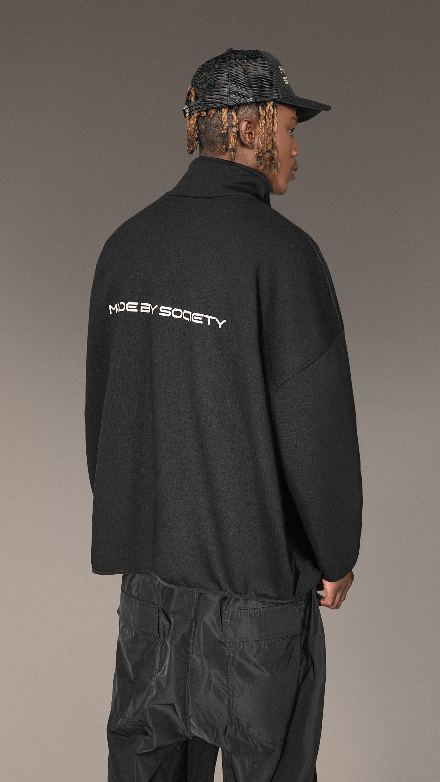 Hanorac Negru cu Fermoar „Made By Society” - H15766