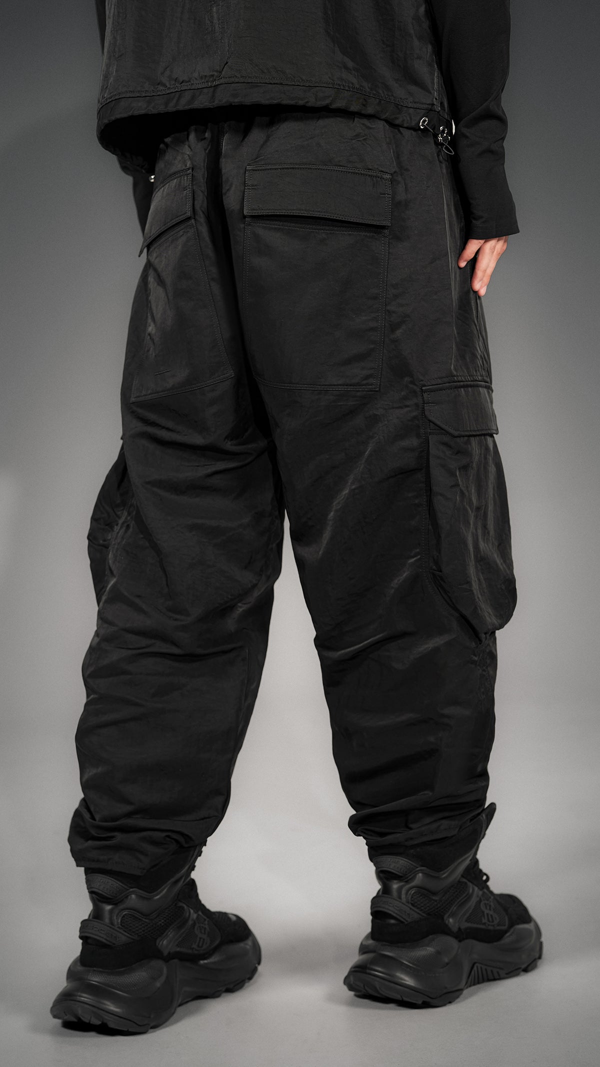 LOW Pants - P17746