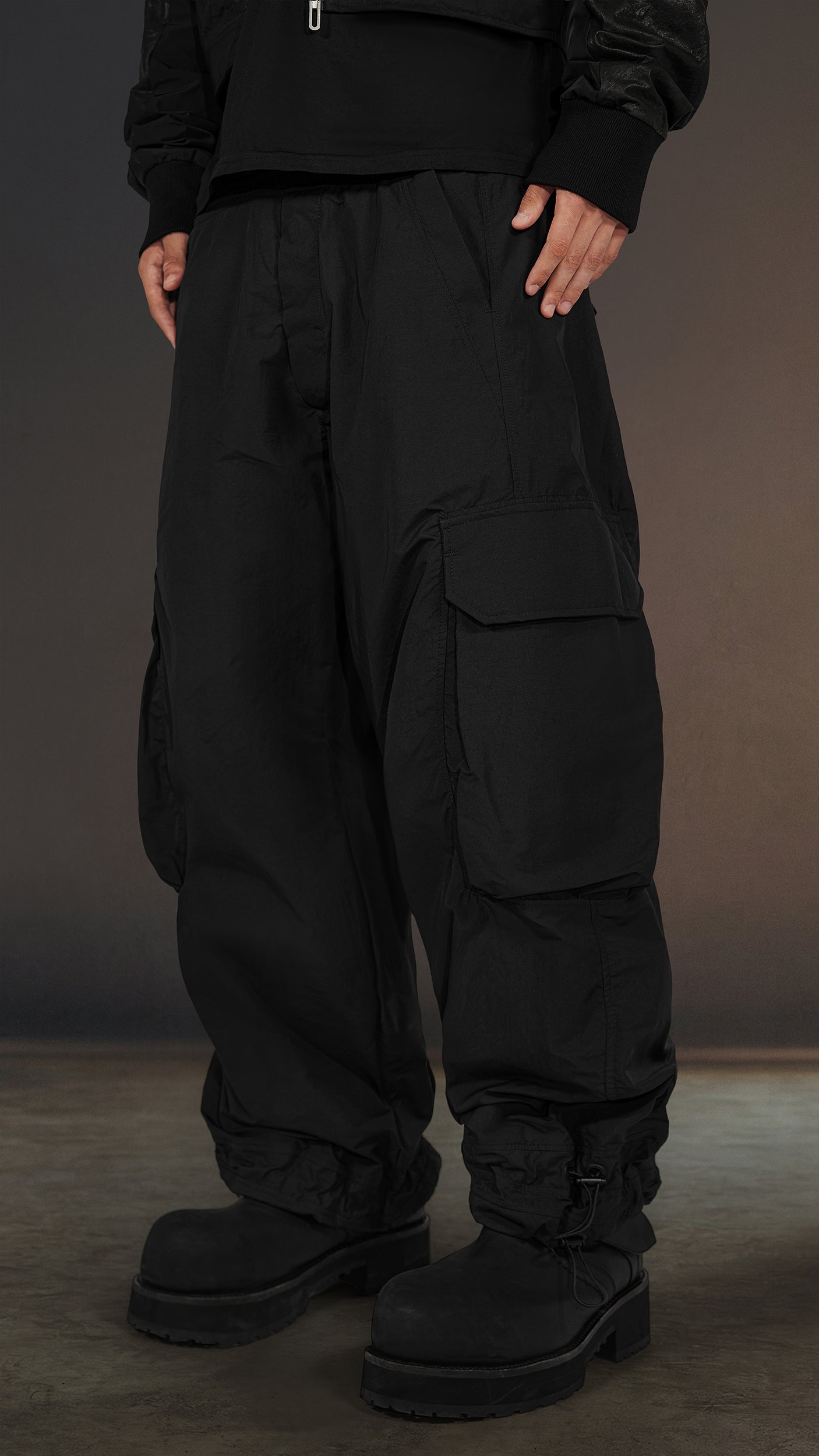MONOLITH Pants - P17812