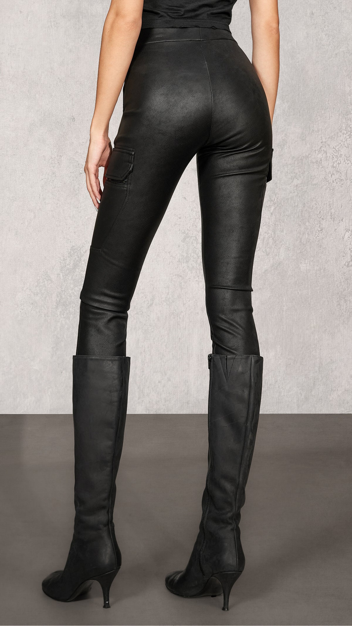 Pantalones KINETIC BOX - P27888
