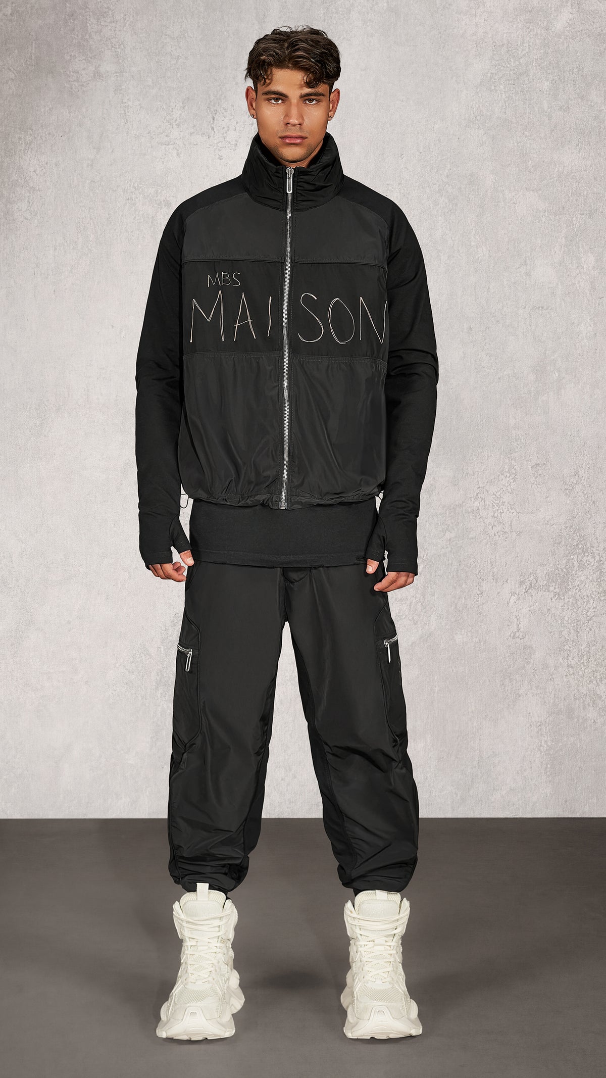 Minimal Black Pants - P17646
