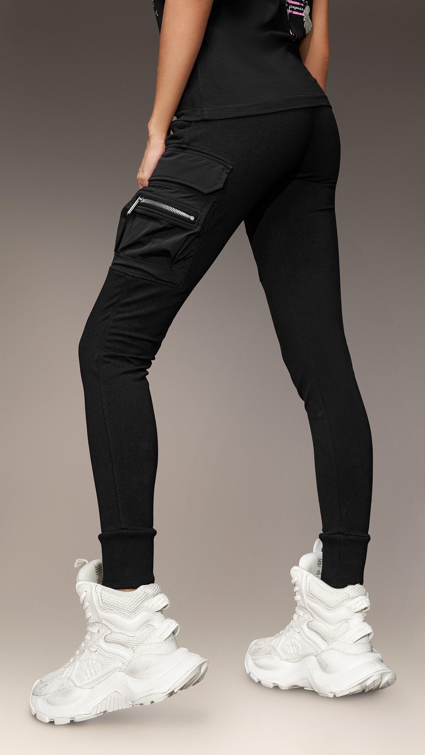 Pantaloni cargo - P24100