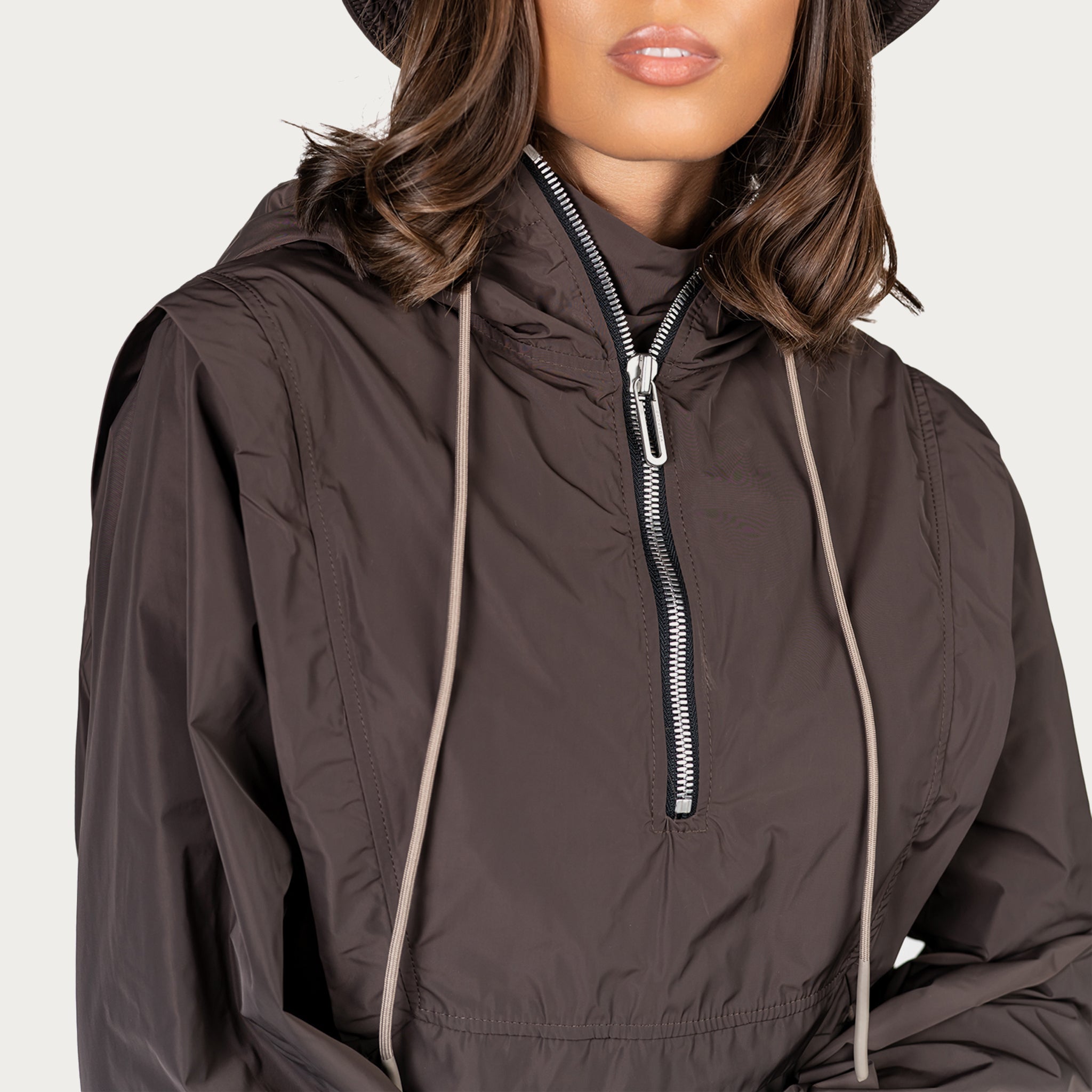 Layered windbreaker hoodie - H23796