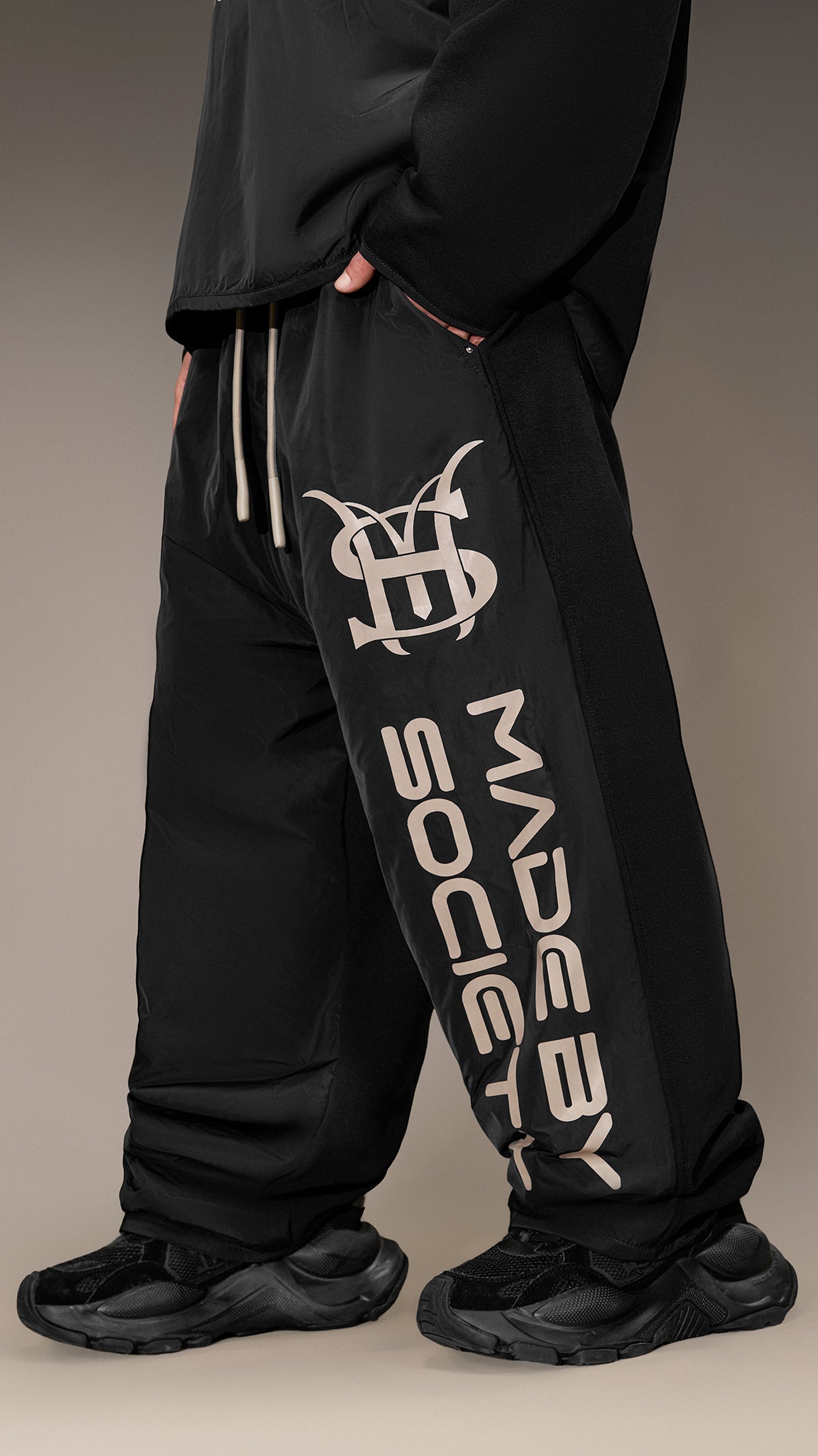 "Made by Society" Joggers – P16027