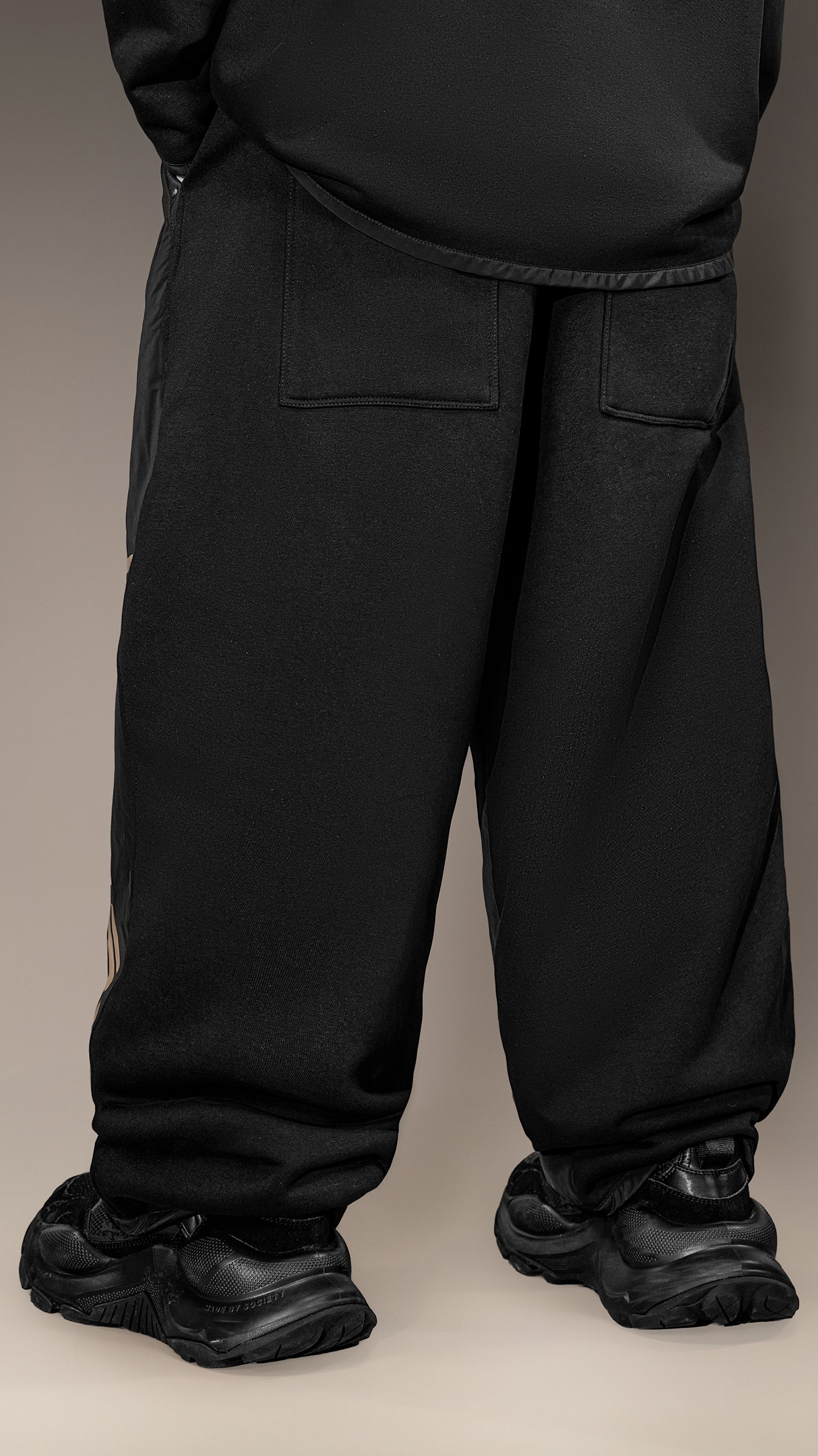 "Made by Society" Joggers – P16027
