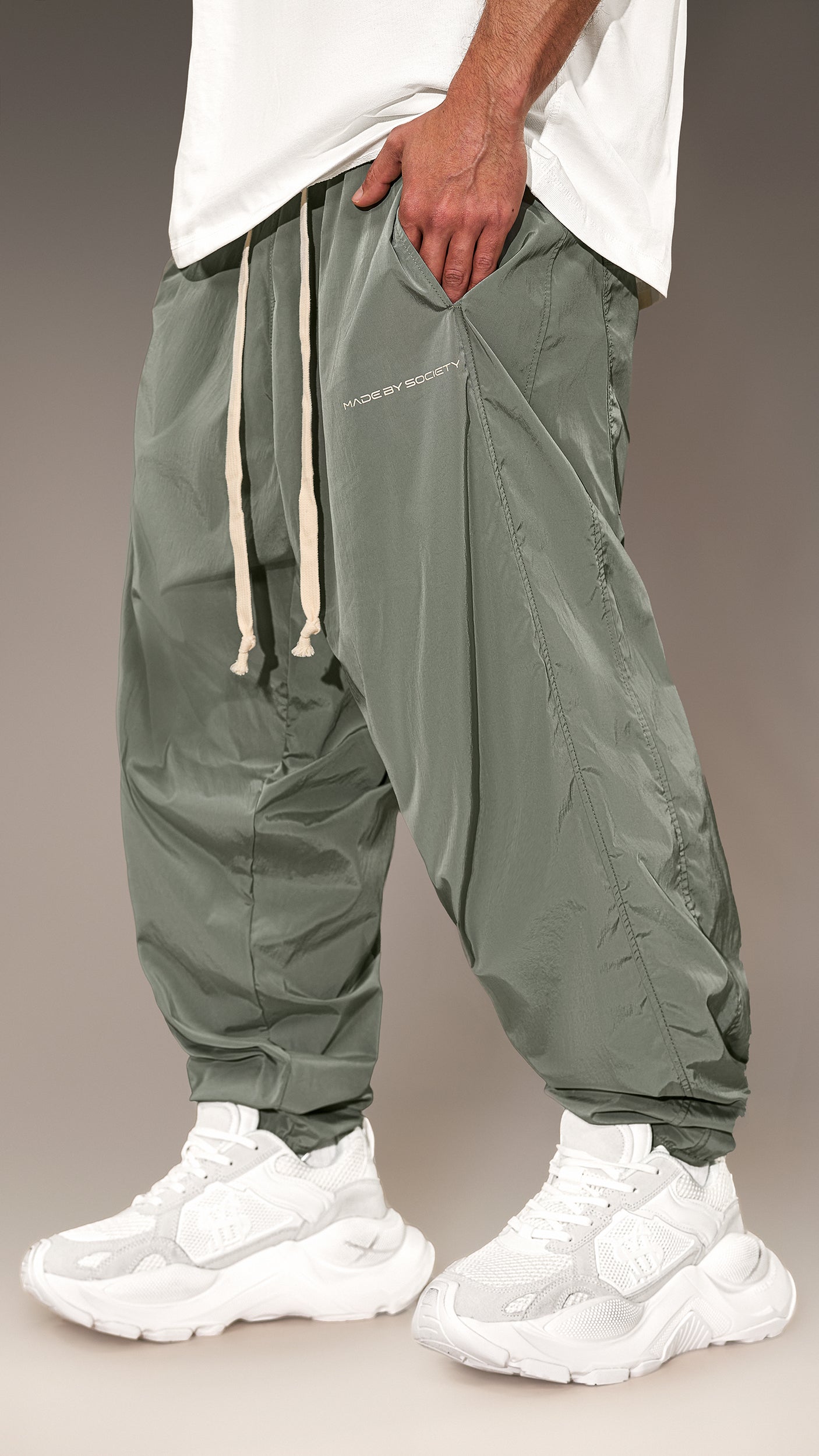 Pantaloni jogger Made by Society - P16241
