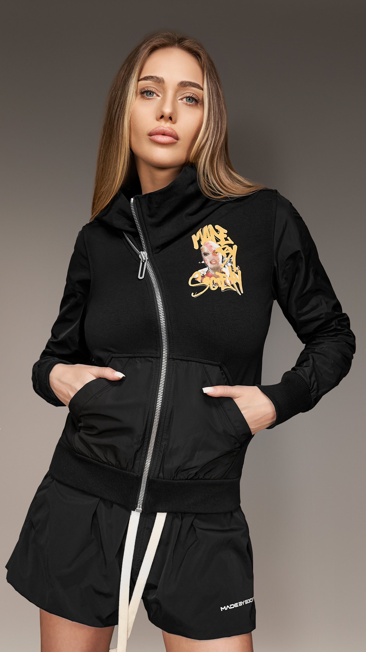 Diagonal zip hoodie - H23612