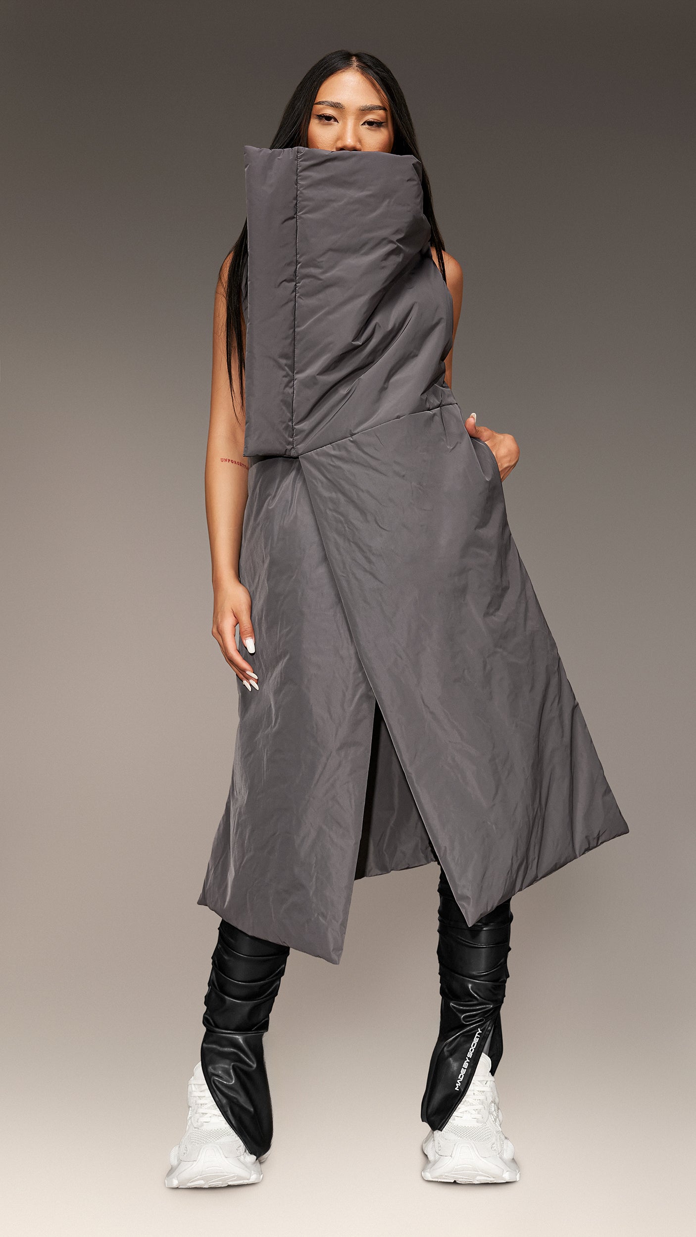 Long Puffer Vest - V24619