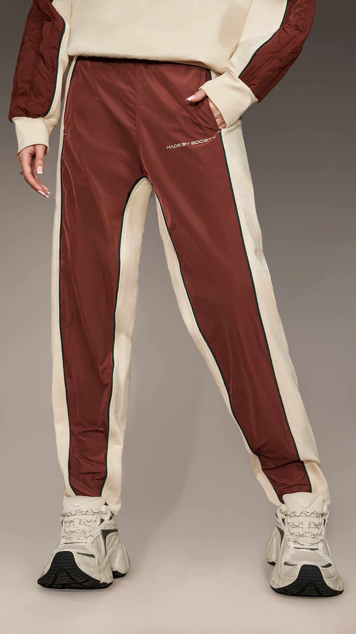 Pantaloni Made by Society - P26901