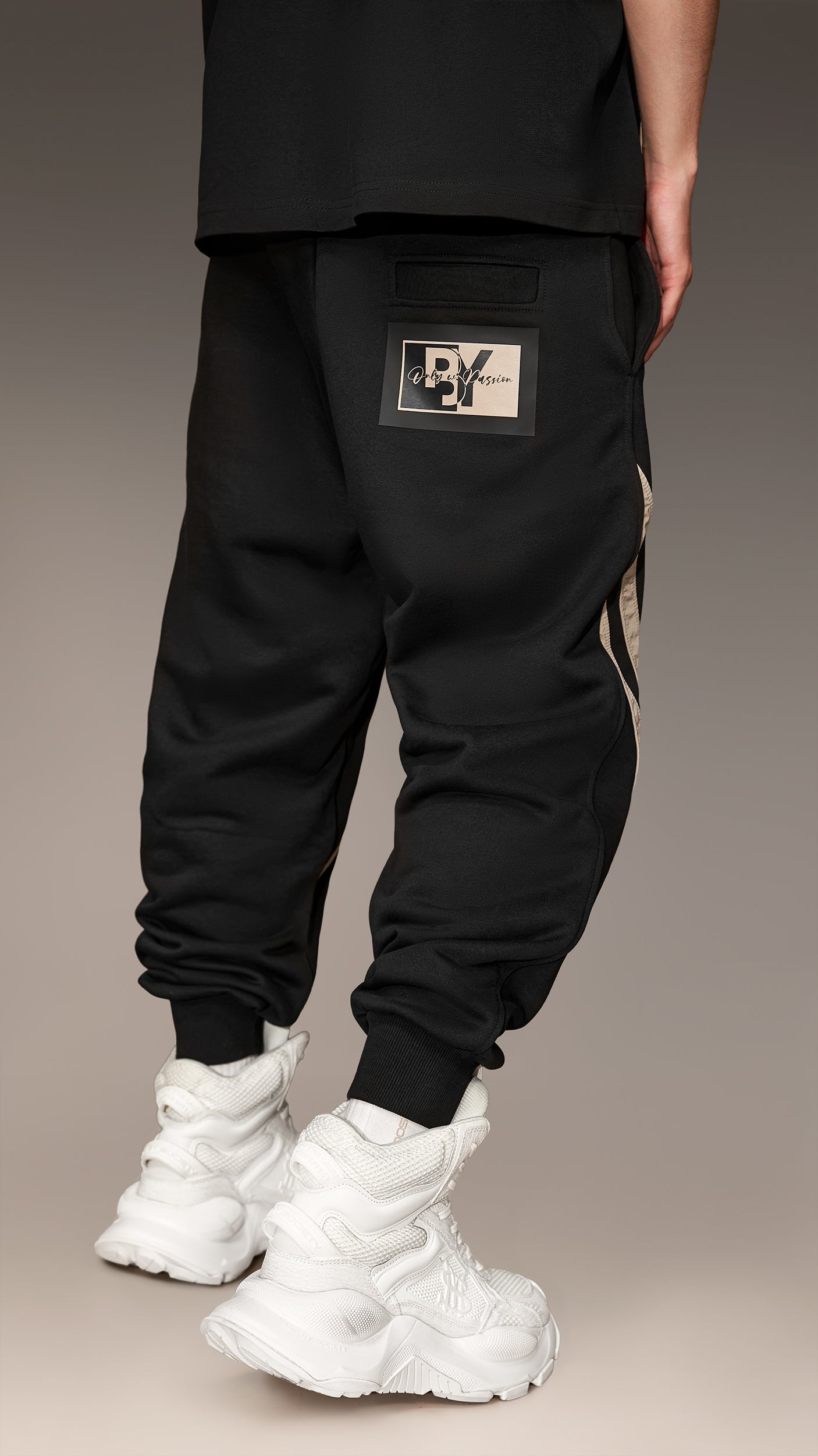 Pantaloni joggers - P15185