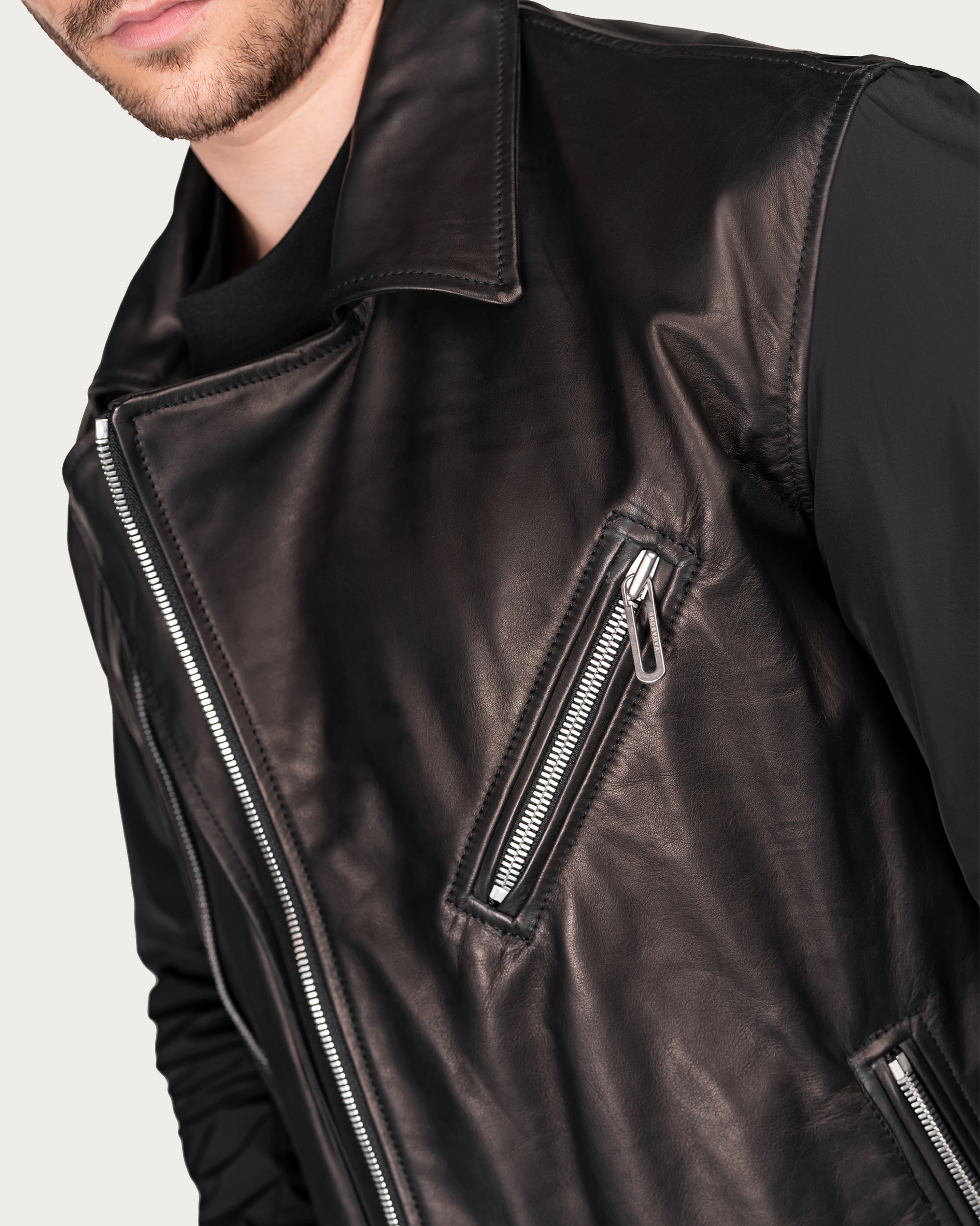 Leather jacket - J12431