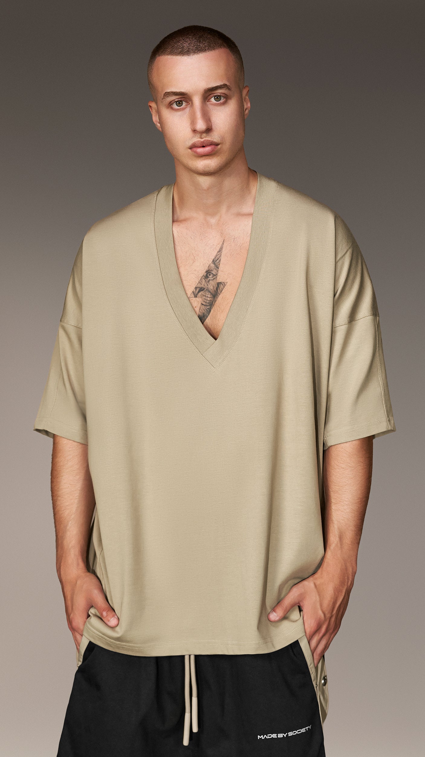 V-Neck T-Shirt - T16624
