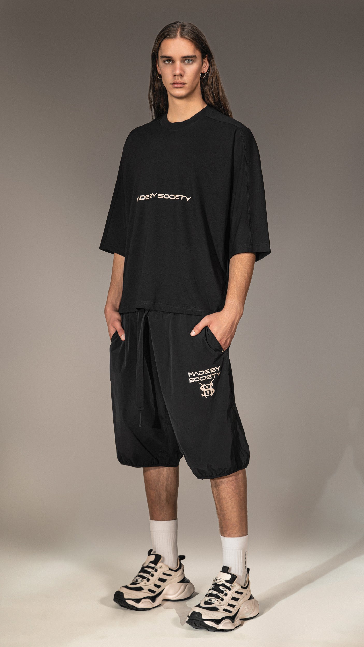 Casual Bermuda Shorts "Made by Society" - B15606