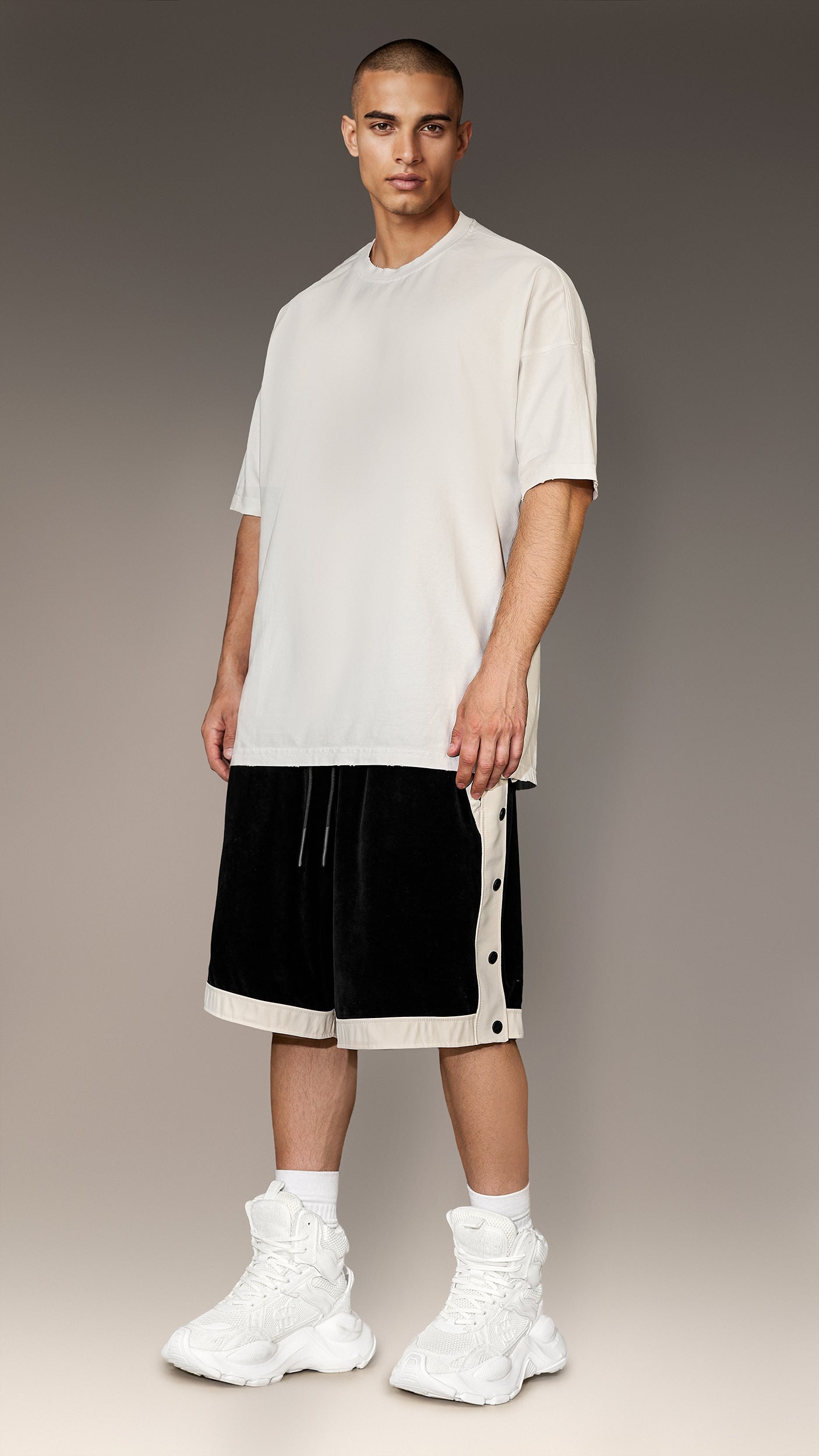 RAW EDGE Bermuda Shorts - B17442