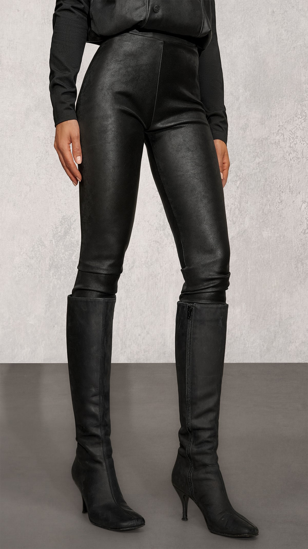 SATIN NOIR Pants - P27557