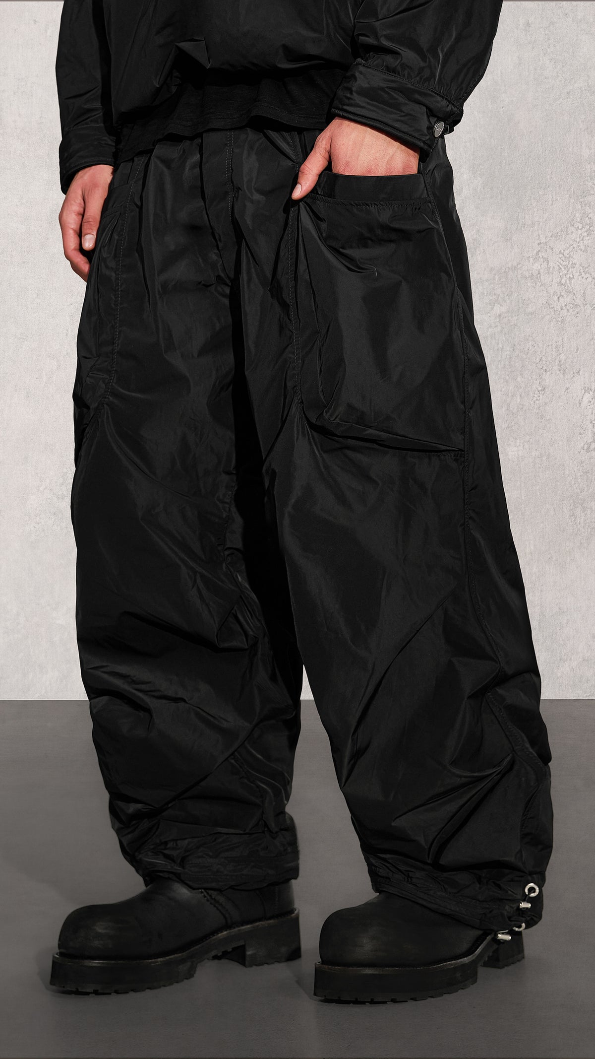 NOMAD Pants - P17643