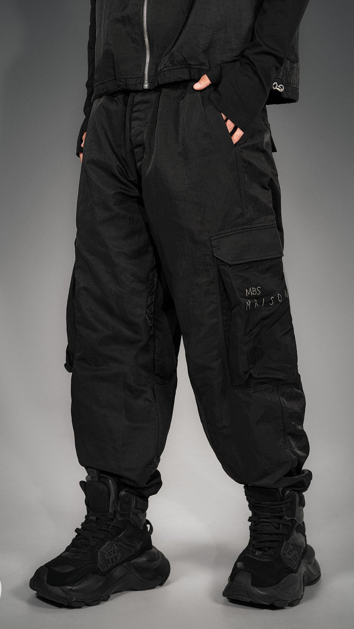 LOW Pants - P17746