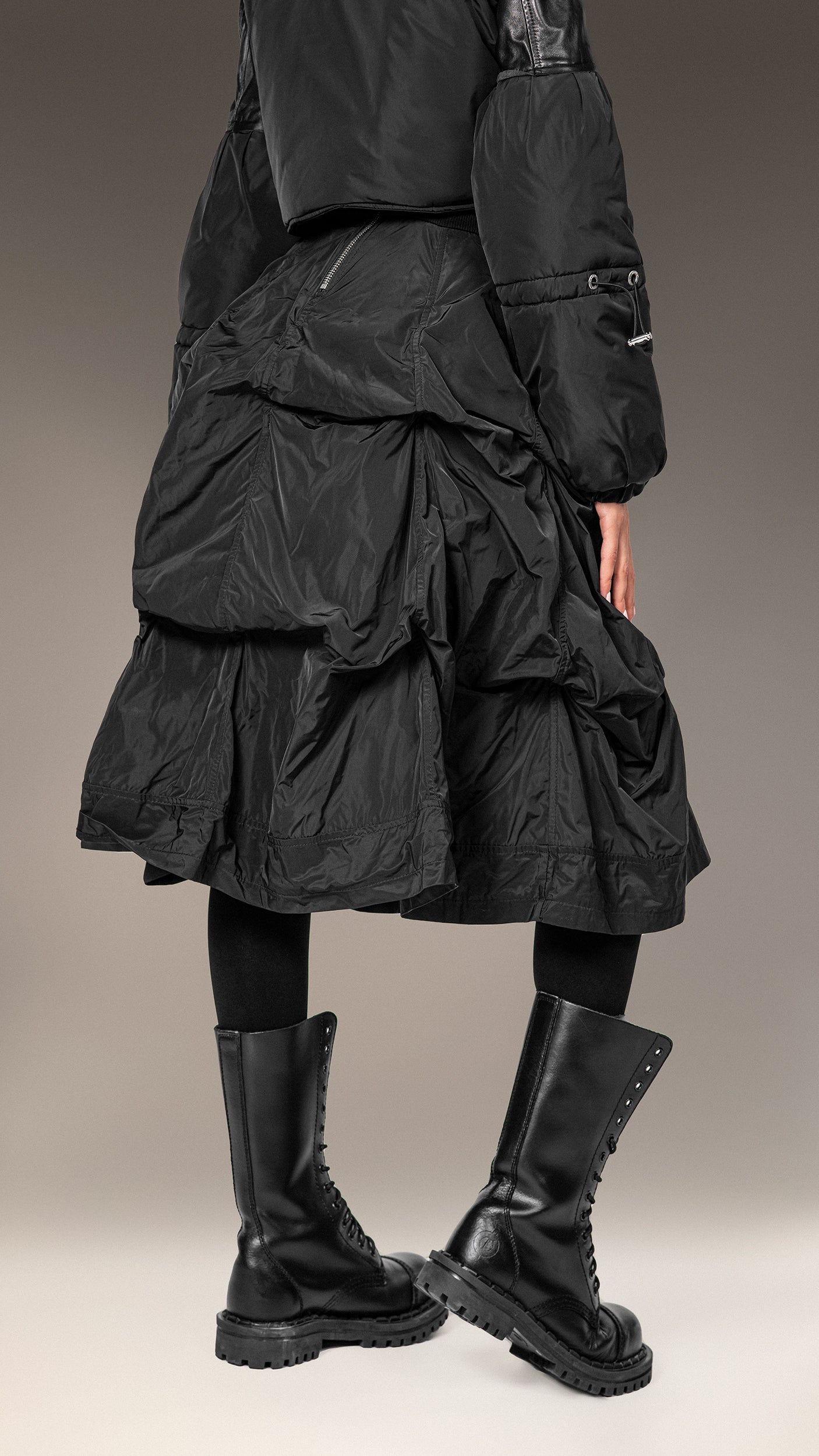 Volumetric Design Skirt - F22951