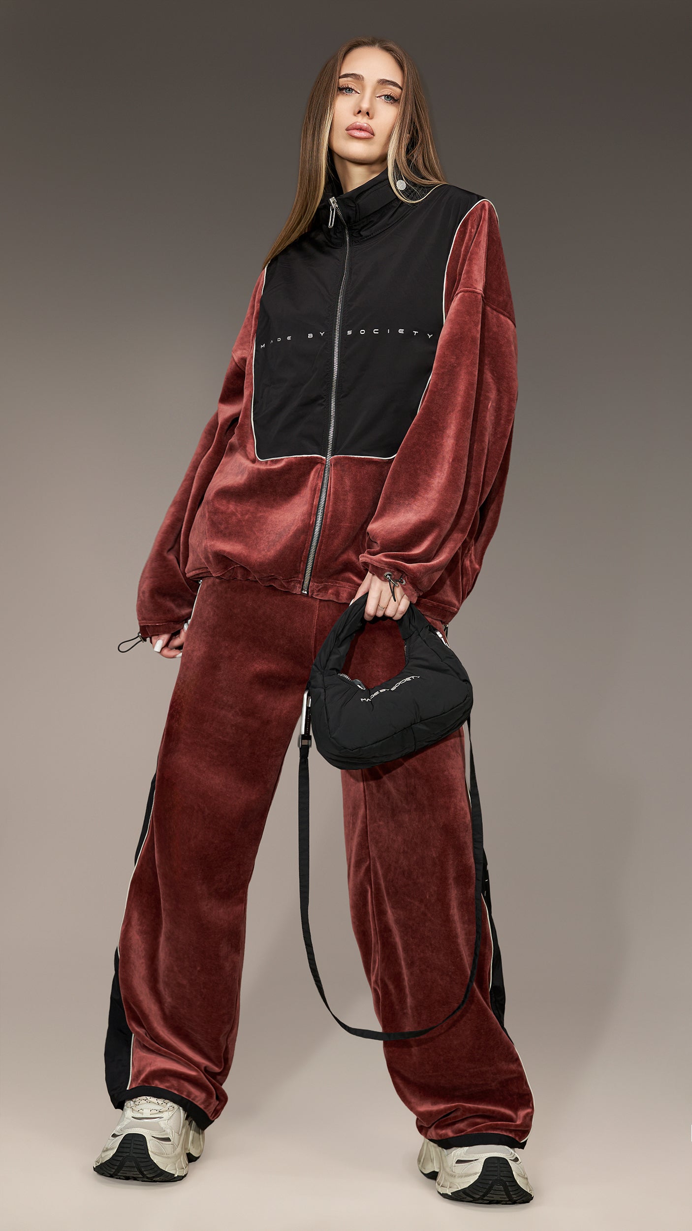 Hybrid Velvet Anorak Sweatshirt