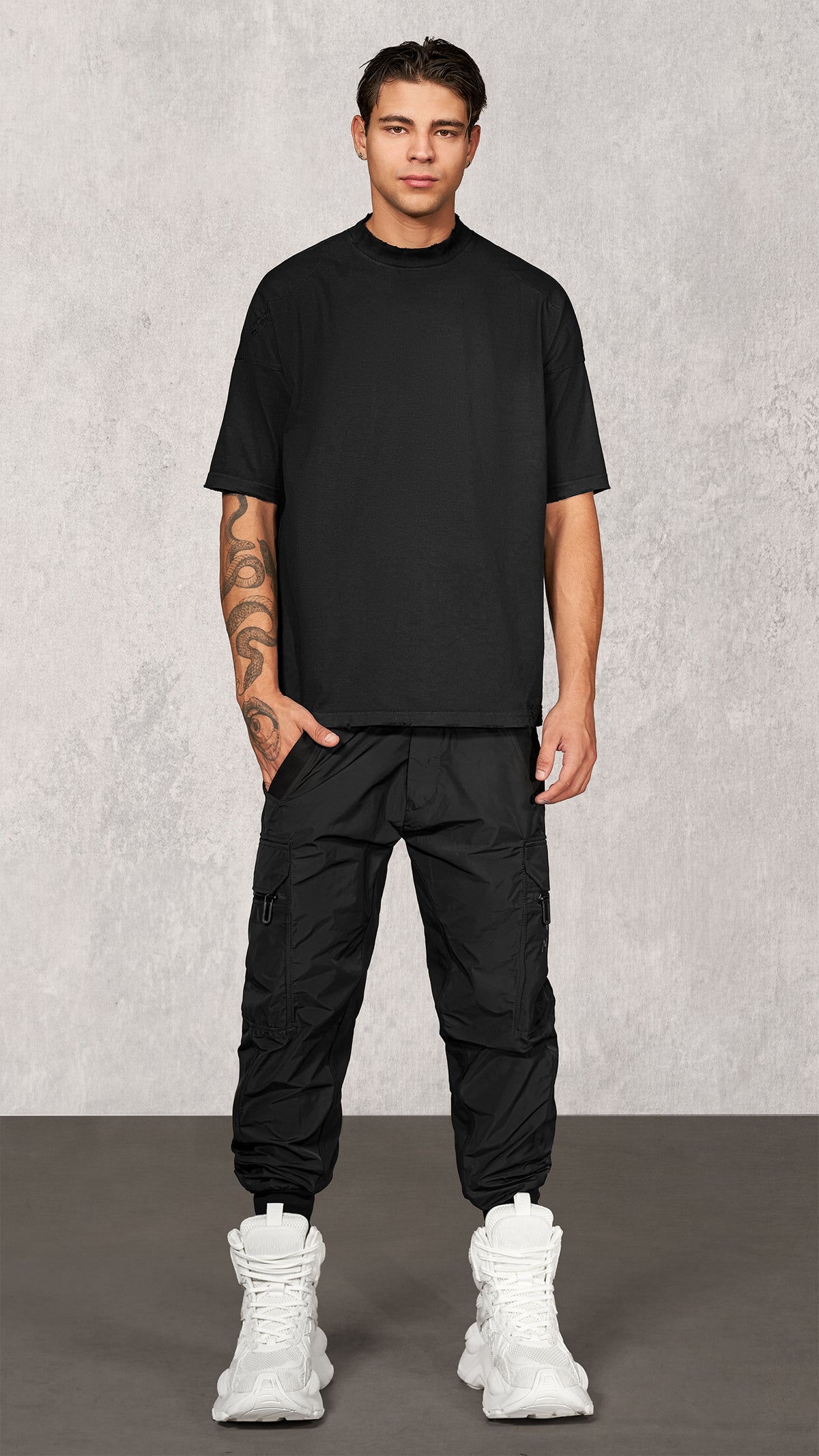 CONCRETE Pants - P17571